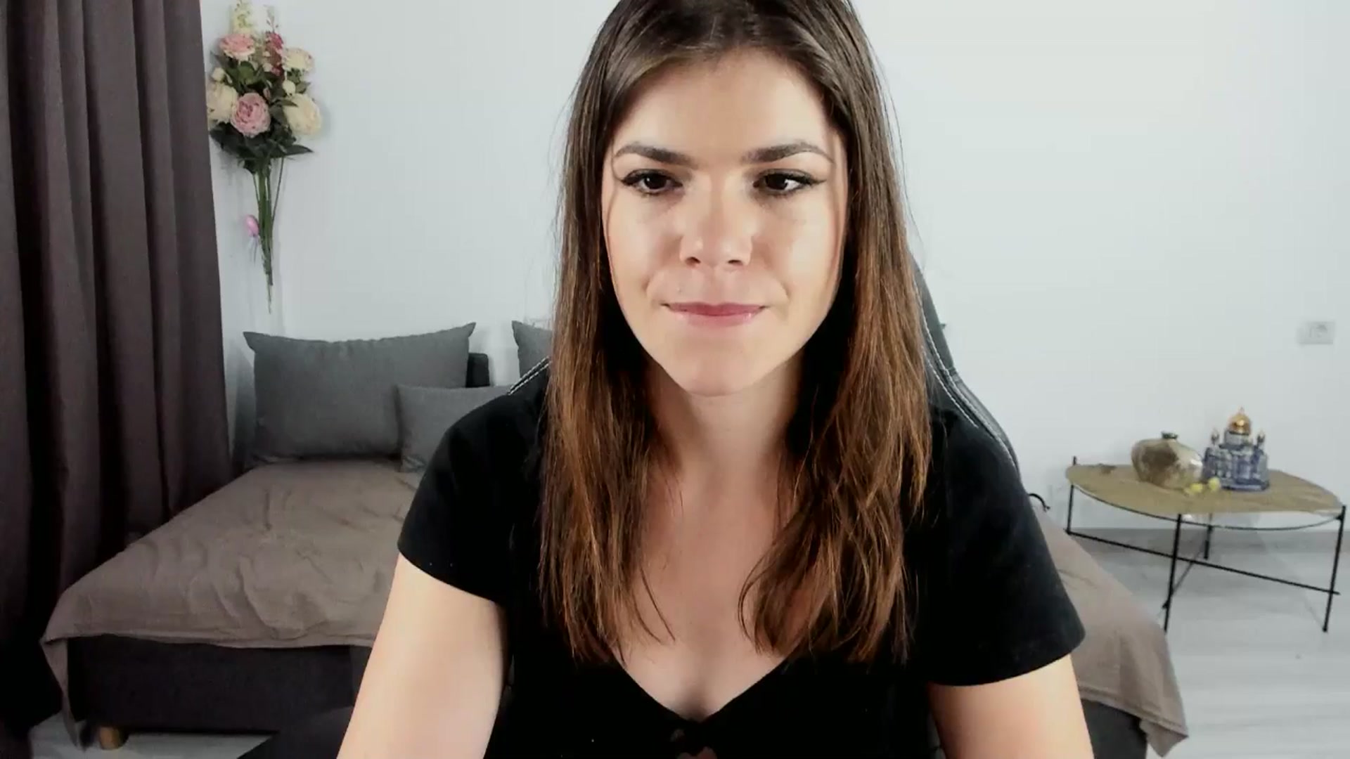 Gallery image thumbnail from Adisonn4you's myfreecams stream on, 06/07/2025, 23:18 image 4 of 20