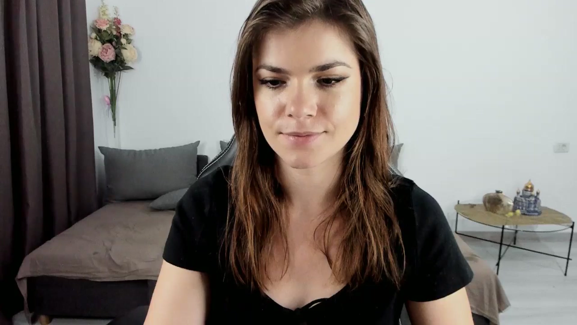Gallery image thumbnail from Adisonn4you's myfreecams stream on, 06/08/2025, 24:57 image 18 of 20