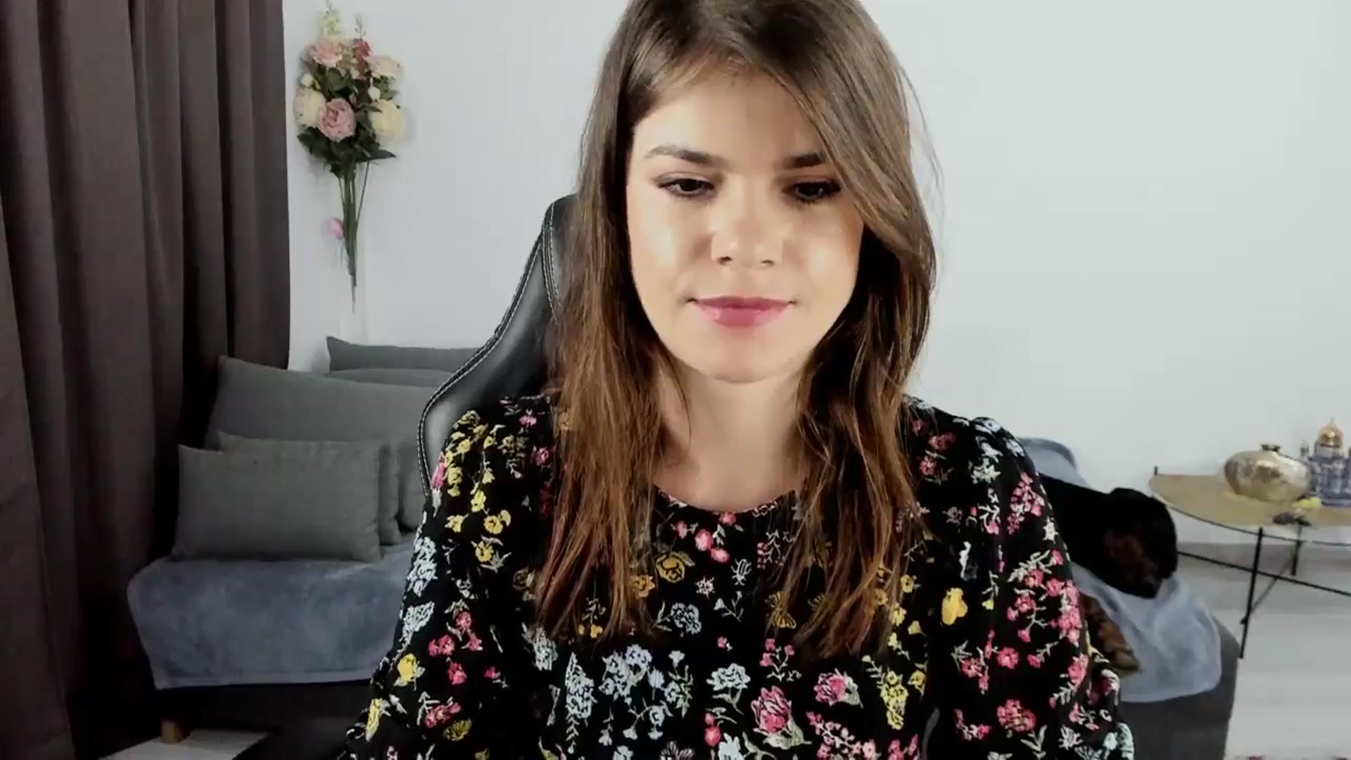 Gallery image thumbnail from Adisonn4you's myfreecams stream on, 06/16/2025, 24:14 image 3 of 20