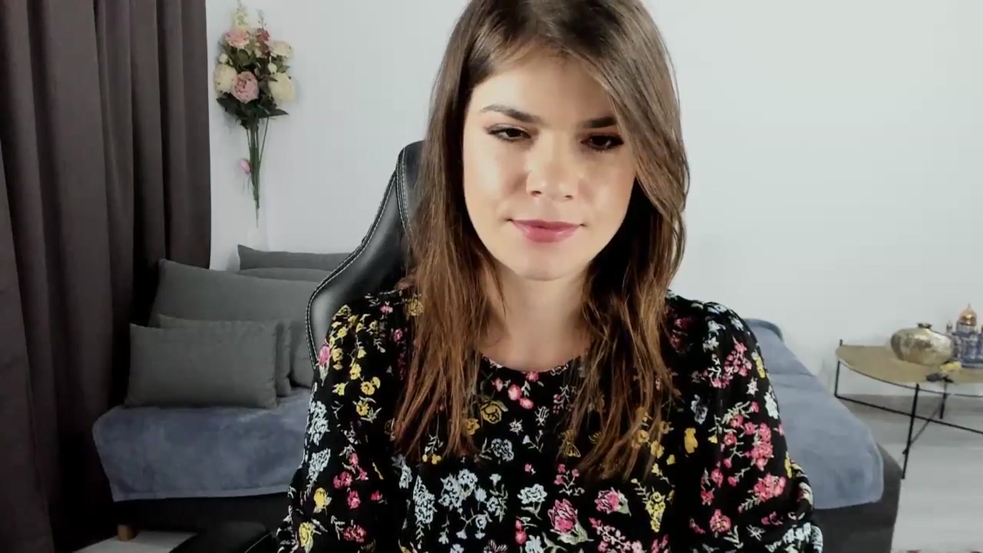 Gallery image thumbnail from Adisonn4you's myfreecams stream on, 06/16/2025, 24:14 image 15 of 20