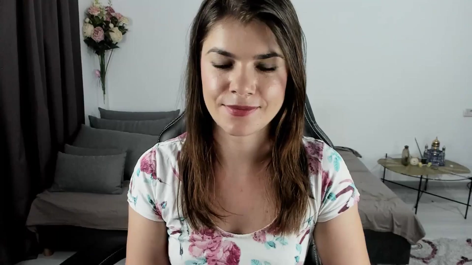 Gallery image thumbnail from Adisonn4you's myfreecams stream on, 06/28/2025, 01:25 image 15 of 20