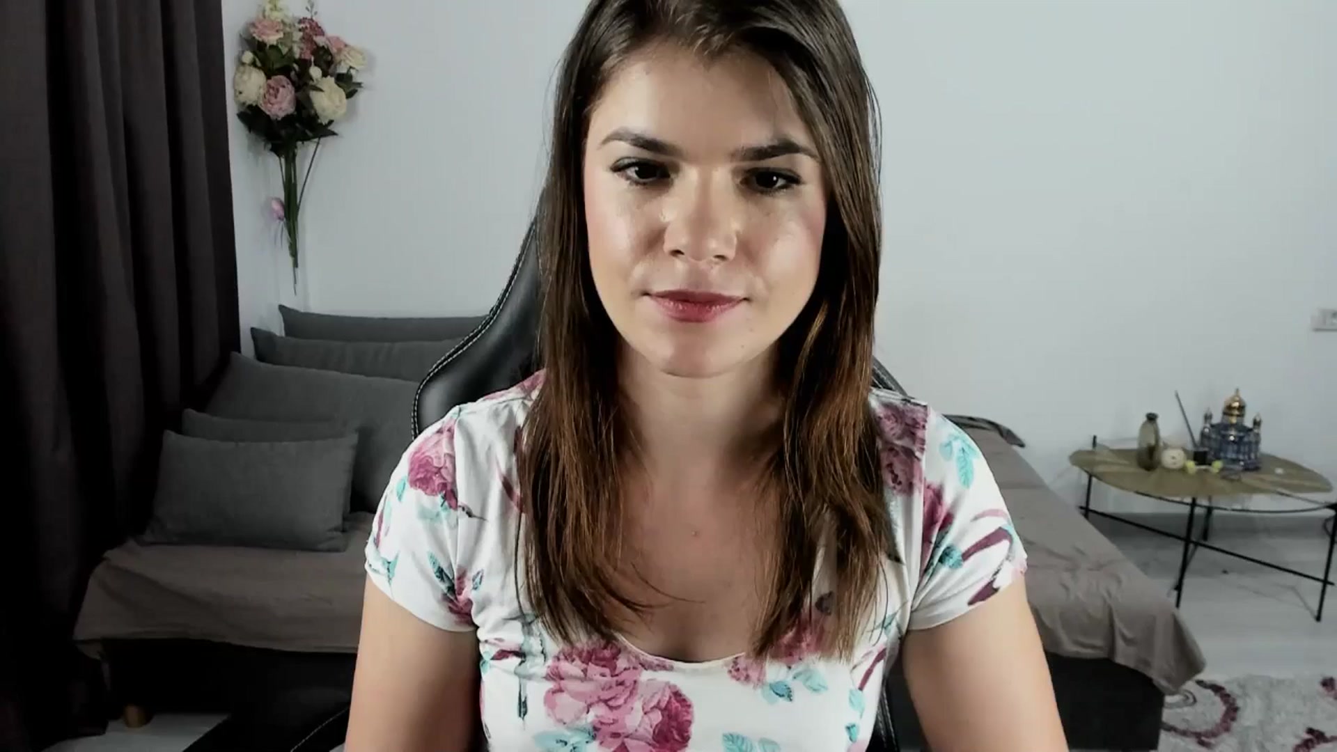 Gallery image thumbnail from Adisonn4you's myfreecams stream on, 06/28/2025, 01:25 image 17 of 20