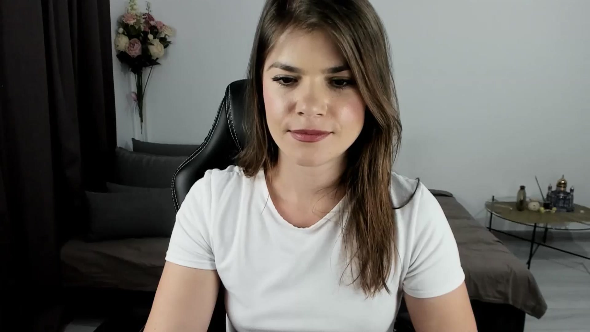 Gallery image thumbnail from Adisonn4you's myfreecams stream on, 06/29/2025, 02:01 image 8 of 20