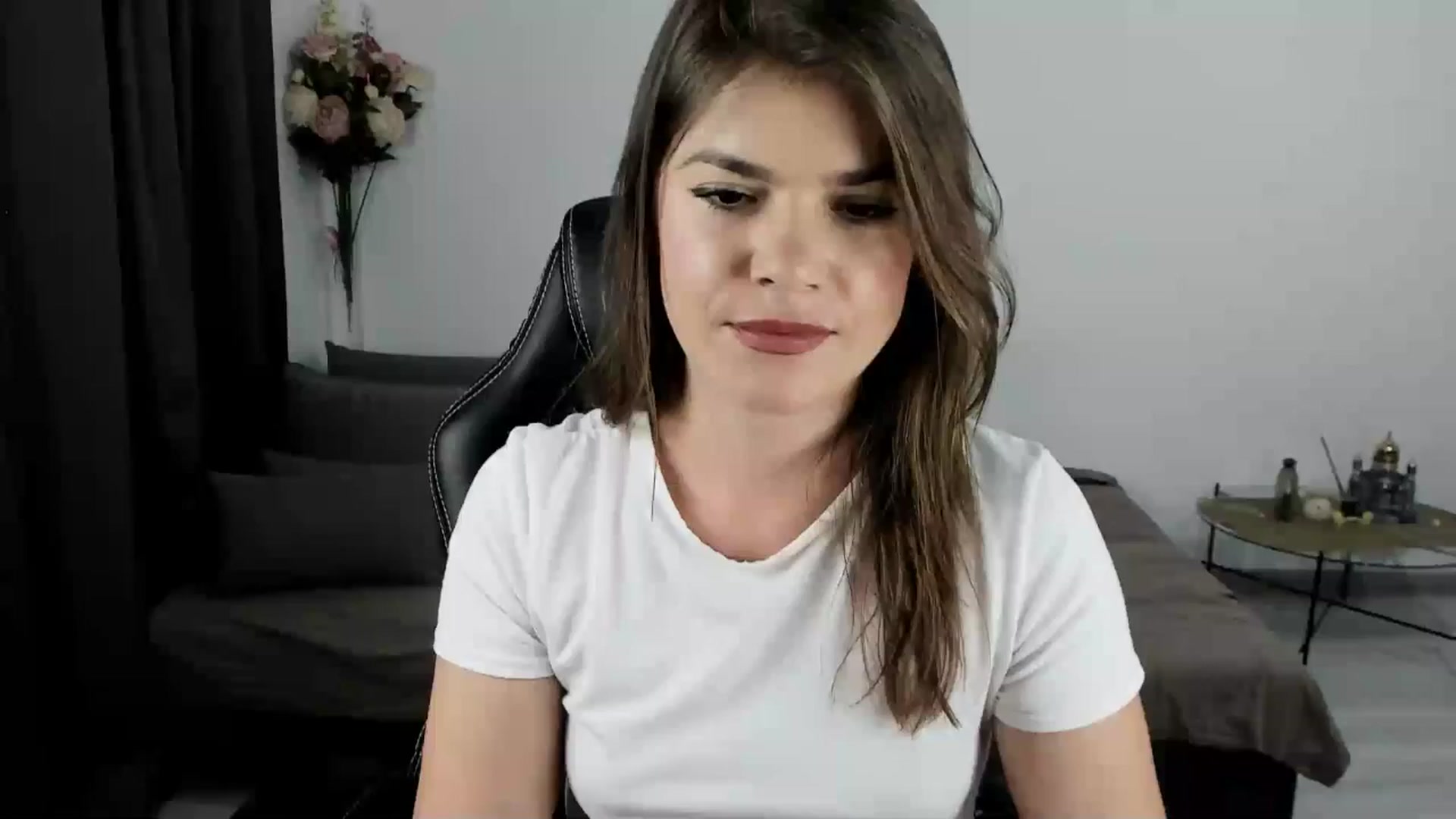 Gallery image thumbnail from Adisonn4you's myfreecams stream on, 06/29/2025, 02:01 image 3 of 20
