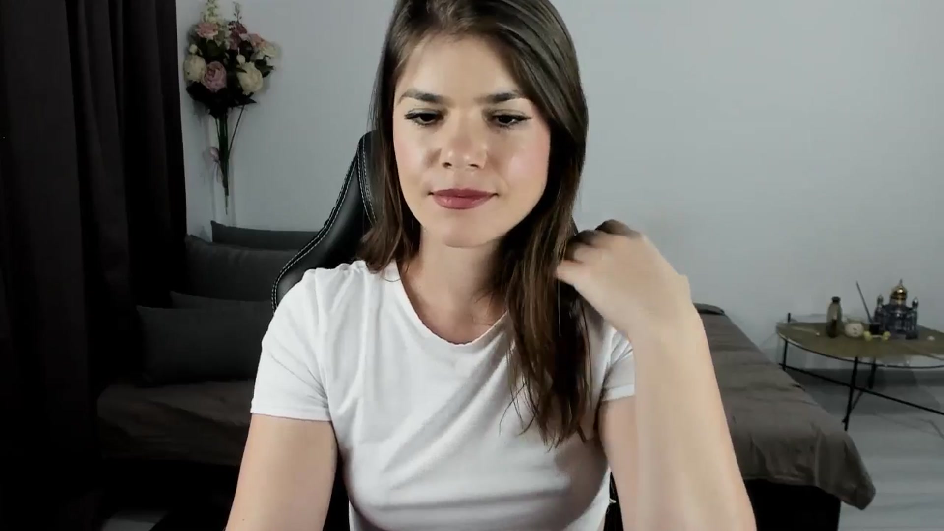 Gallery image thumbnail from Adisonn4you's myfreecams stream on, 06/29/2025, 02:01 image 6 of 20