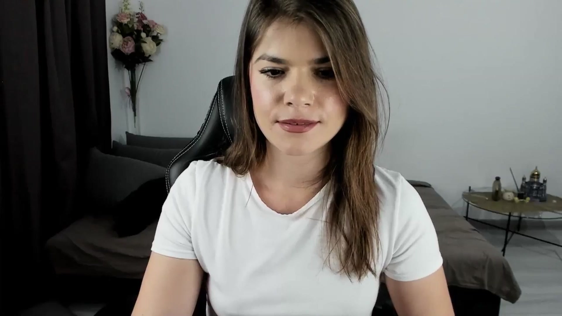 Gallery image thumbnail from Adisonn4you's myfreecams stream on, 06/29/2025, 02:01 image 20 of 20