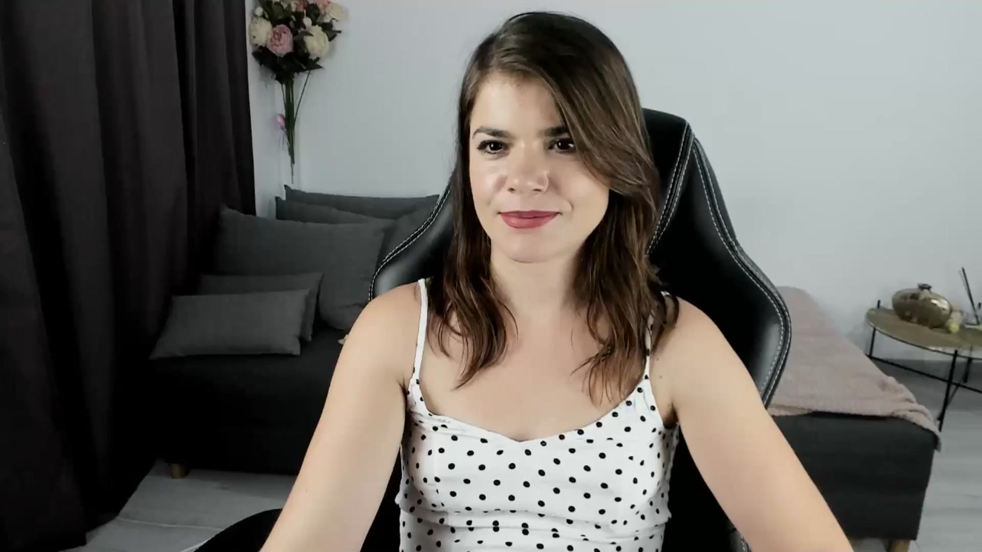Gallery image thumbnail from Adisonn4you's myfreecams stream on, 07/15/2025, 01:25 image 17 of 20