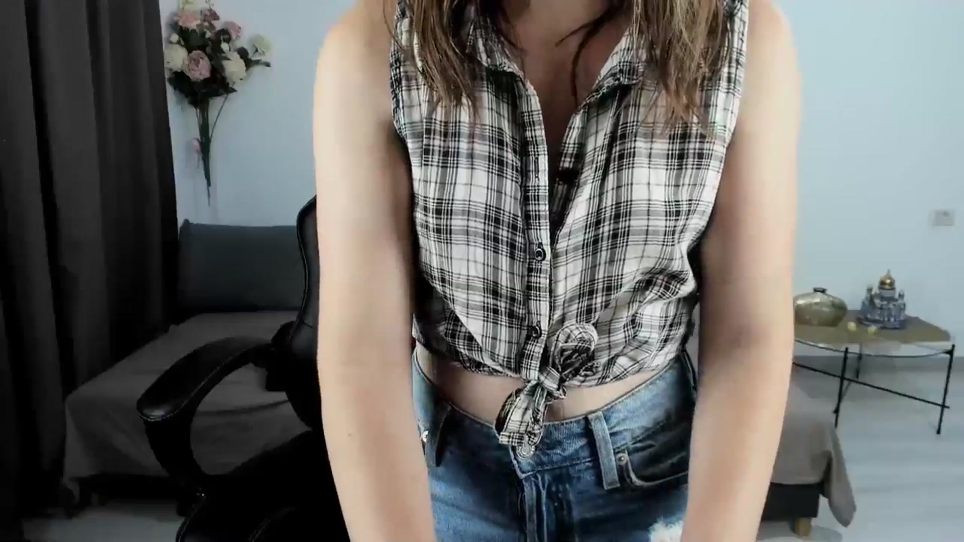 Gallery image thumbnail from Adisonn4you's myfreecams stream on, 08/13/2025, 01:42 image 14 of 20