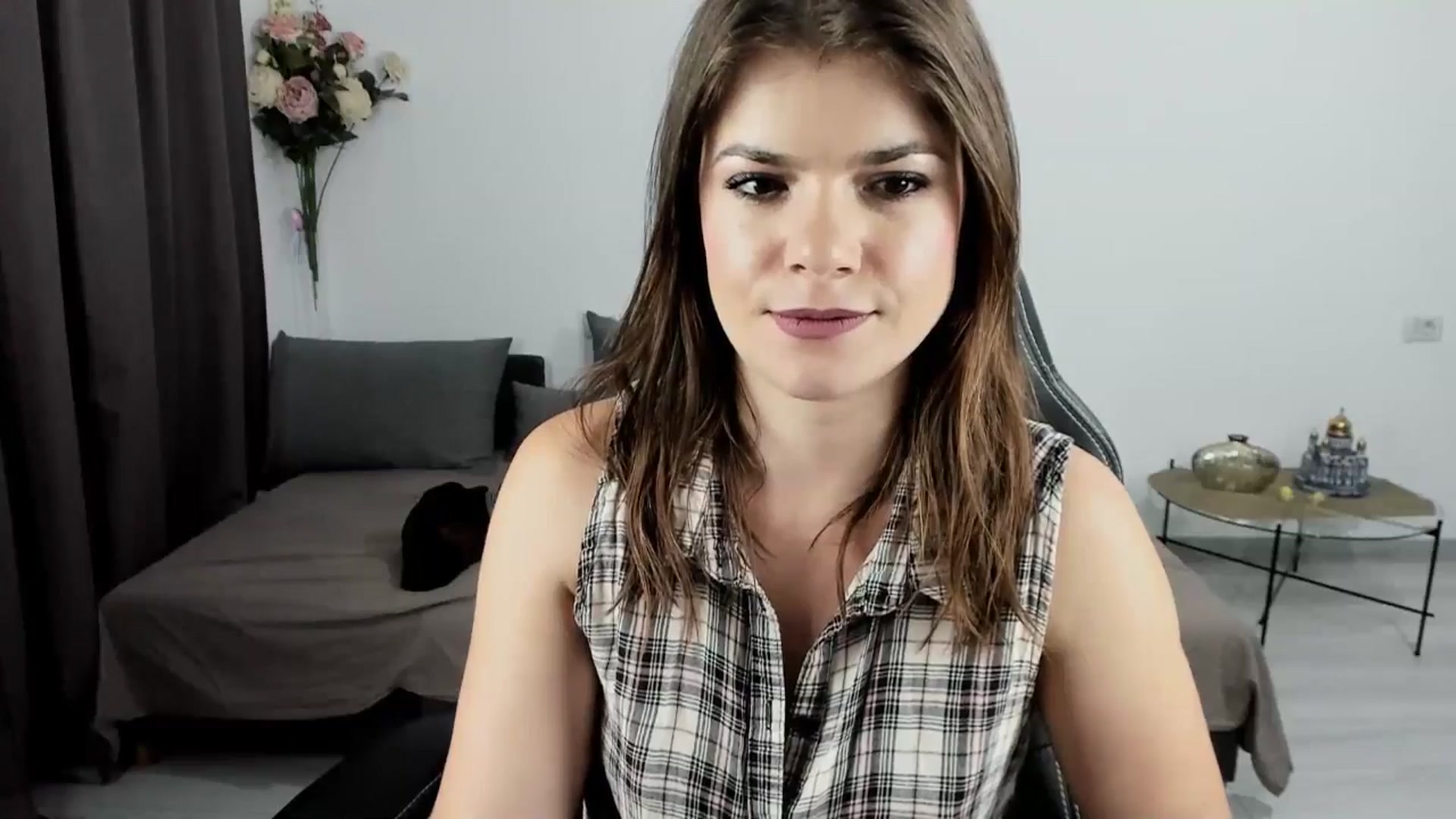 Gallery image thumbnail from Adisonn4you's myfreecams stream on, 08/13/2025, 01:42 image 4 of 20
