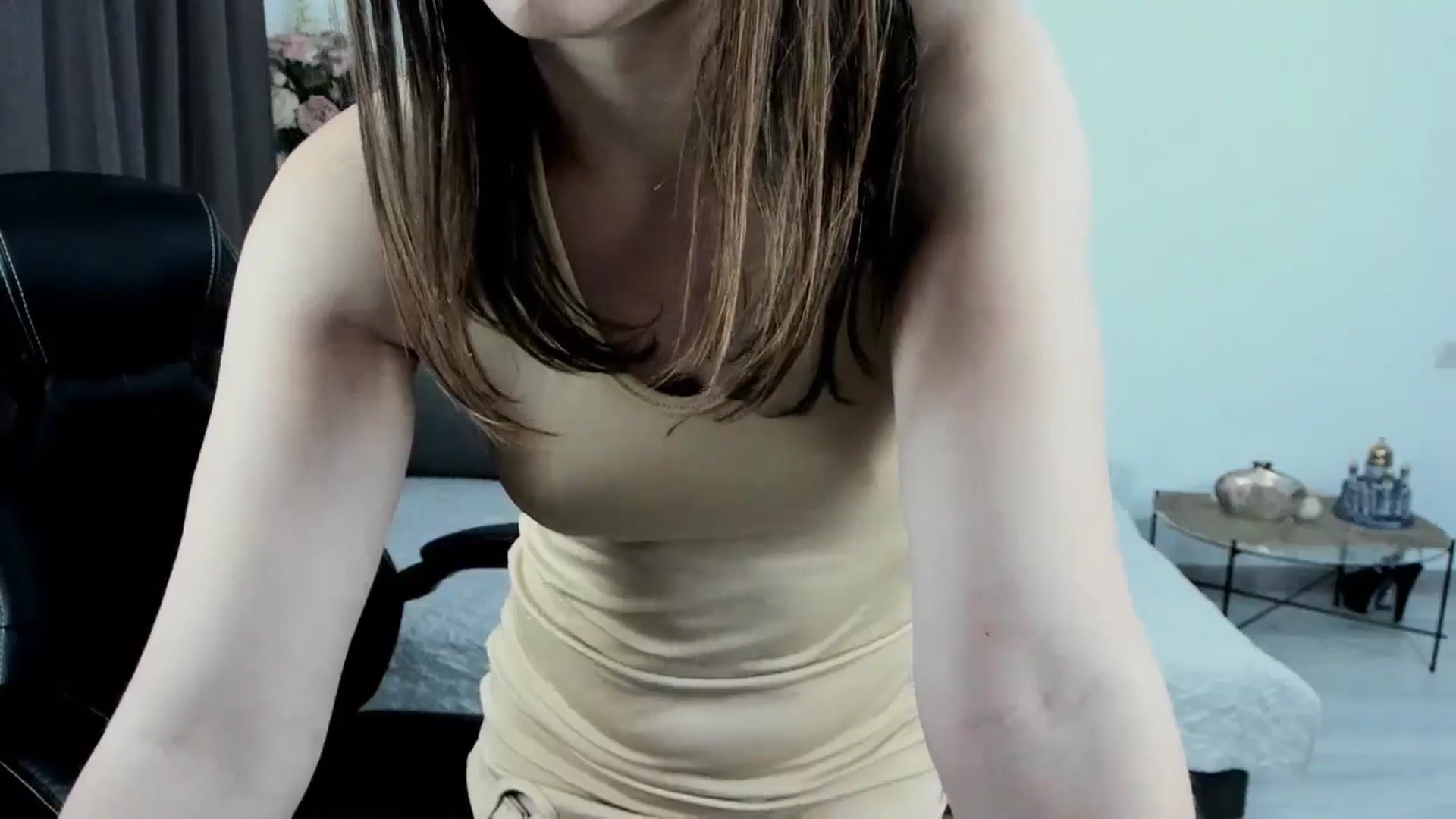 Gallery image thumbnail from Adisonn4you's myfreecams stream on, 11/08/2025, 24:49 image 8 of 20