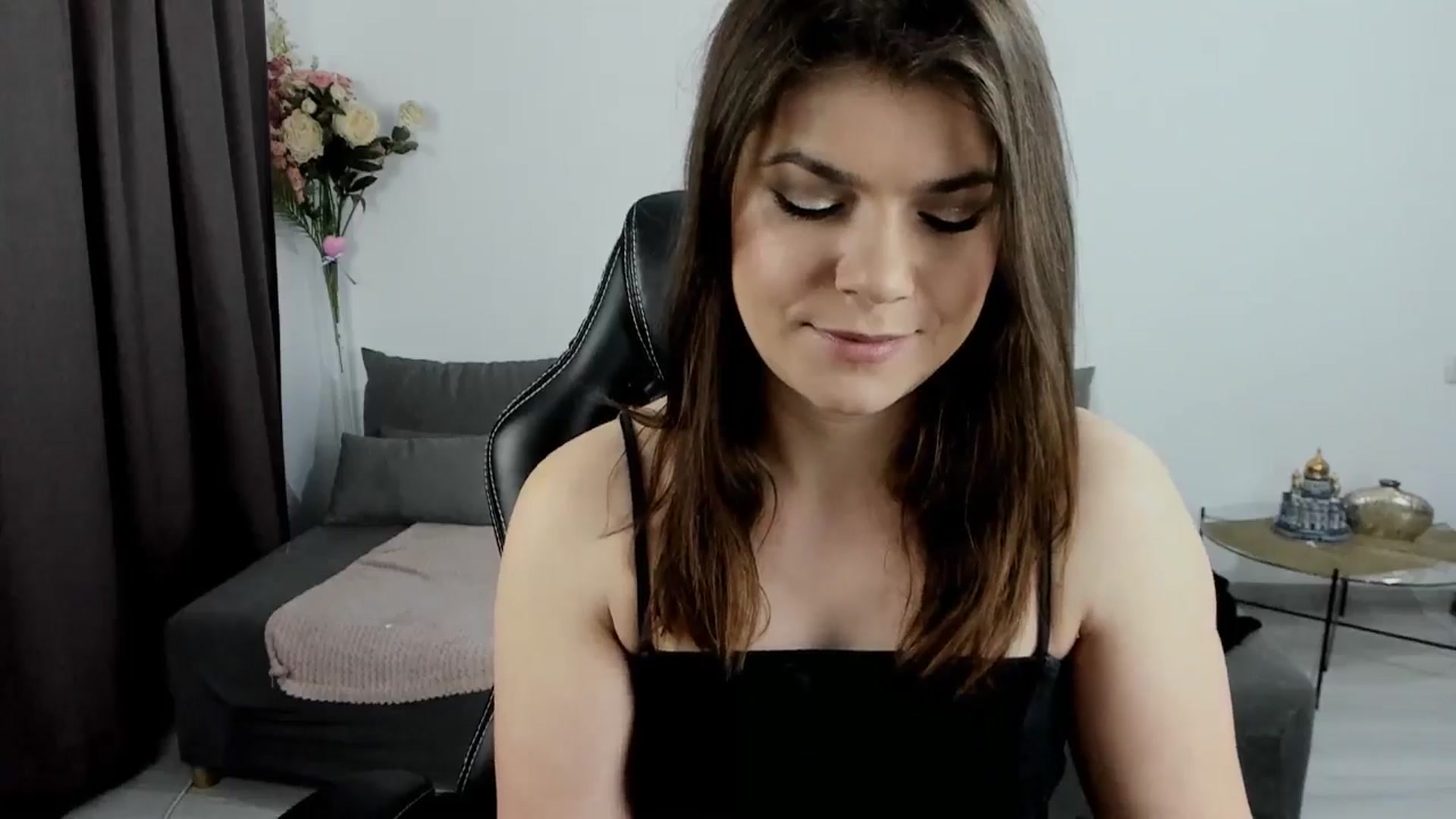 Gallery image thumbnail from Adisonn4you's myfreecams stream on, 02/24/2026, 24:45 image 14 of 20