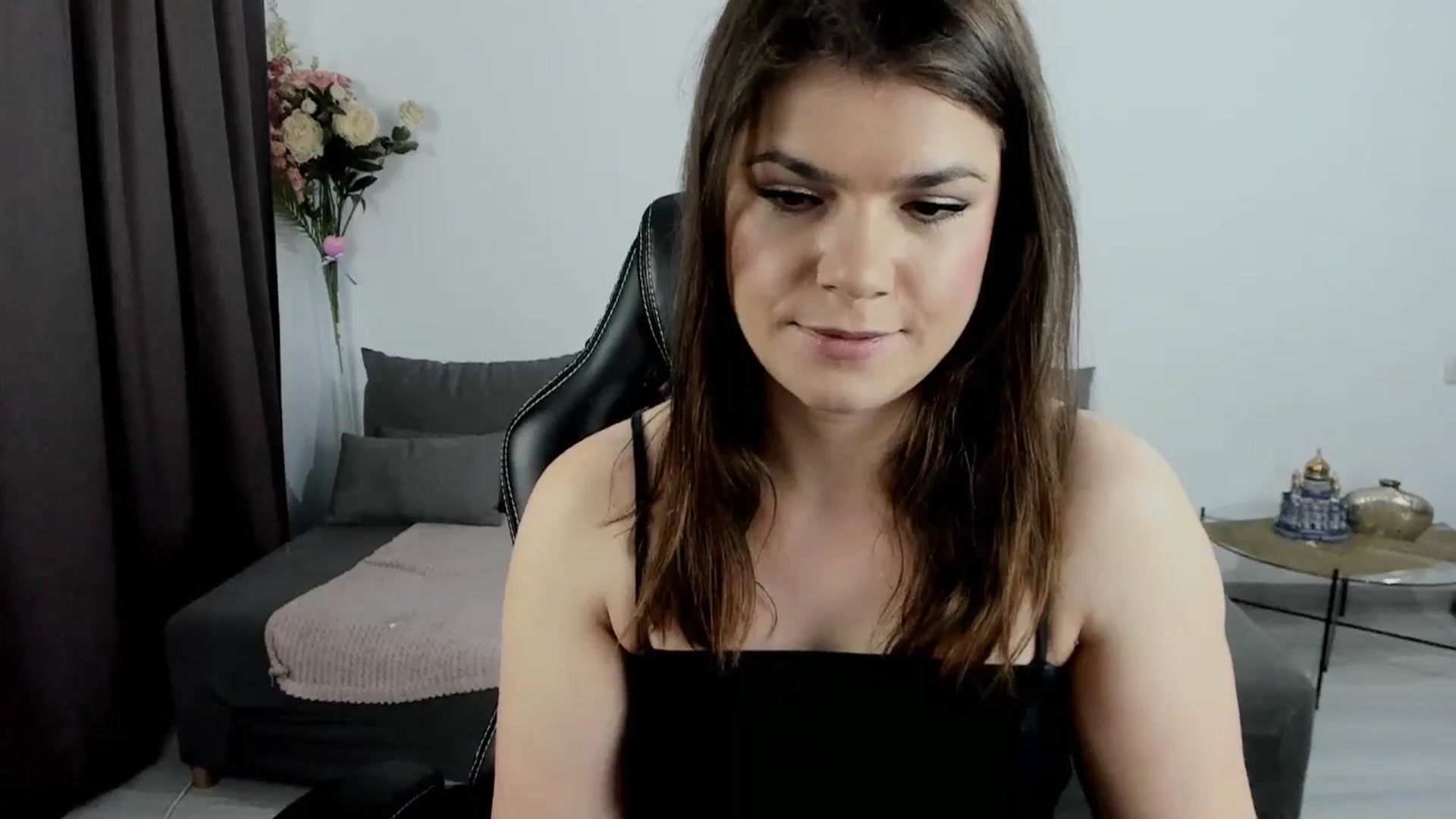 Gallery image thumbnail from Adisonn4you's myfreecams stream on, 02/24/2026, 24:45 image 18 of 20