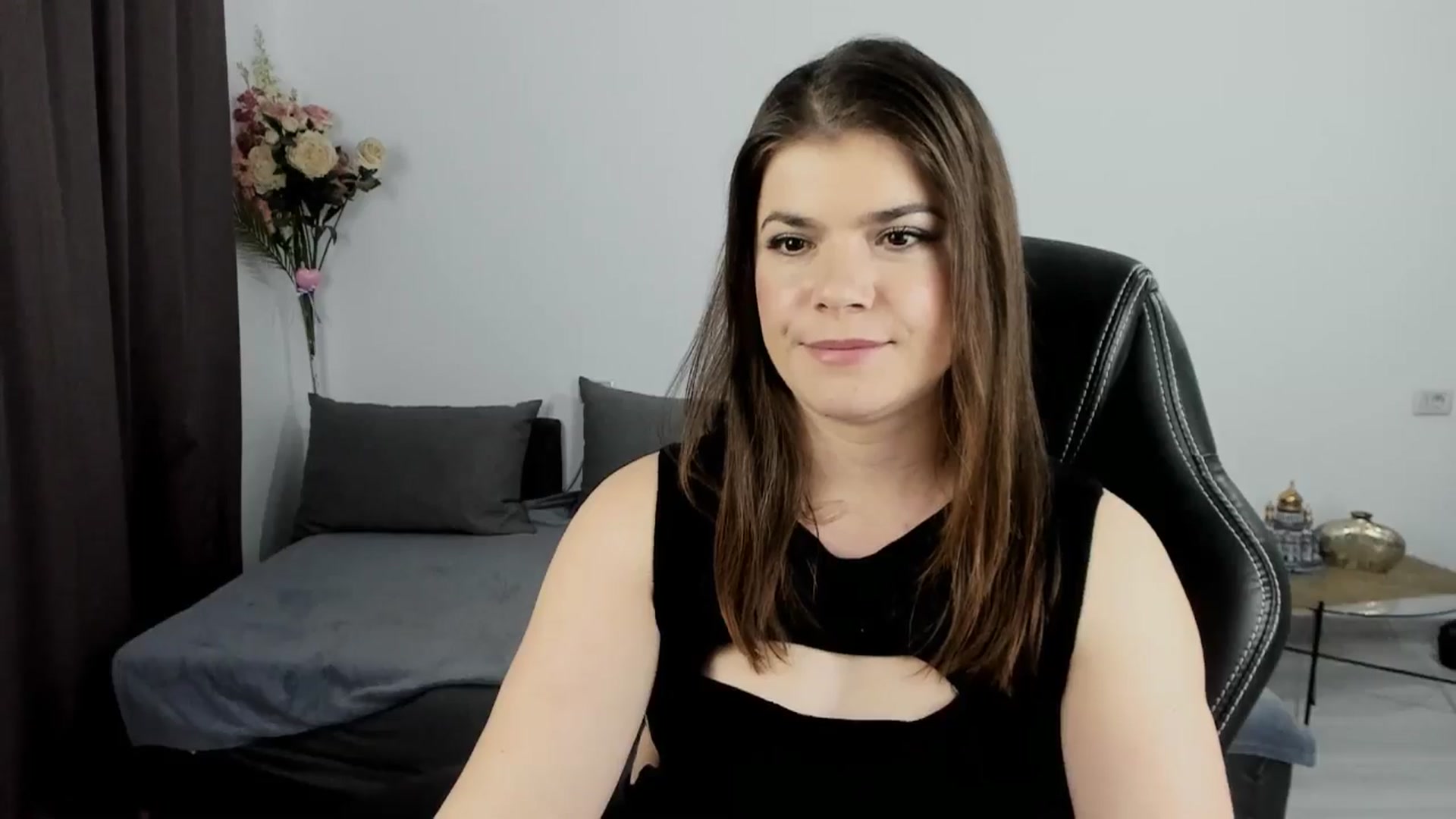 Gallery image thumbnail from Adisonn4you's myfreecams stream on, 03/13/2026, 24:49 image 18 of 20
