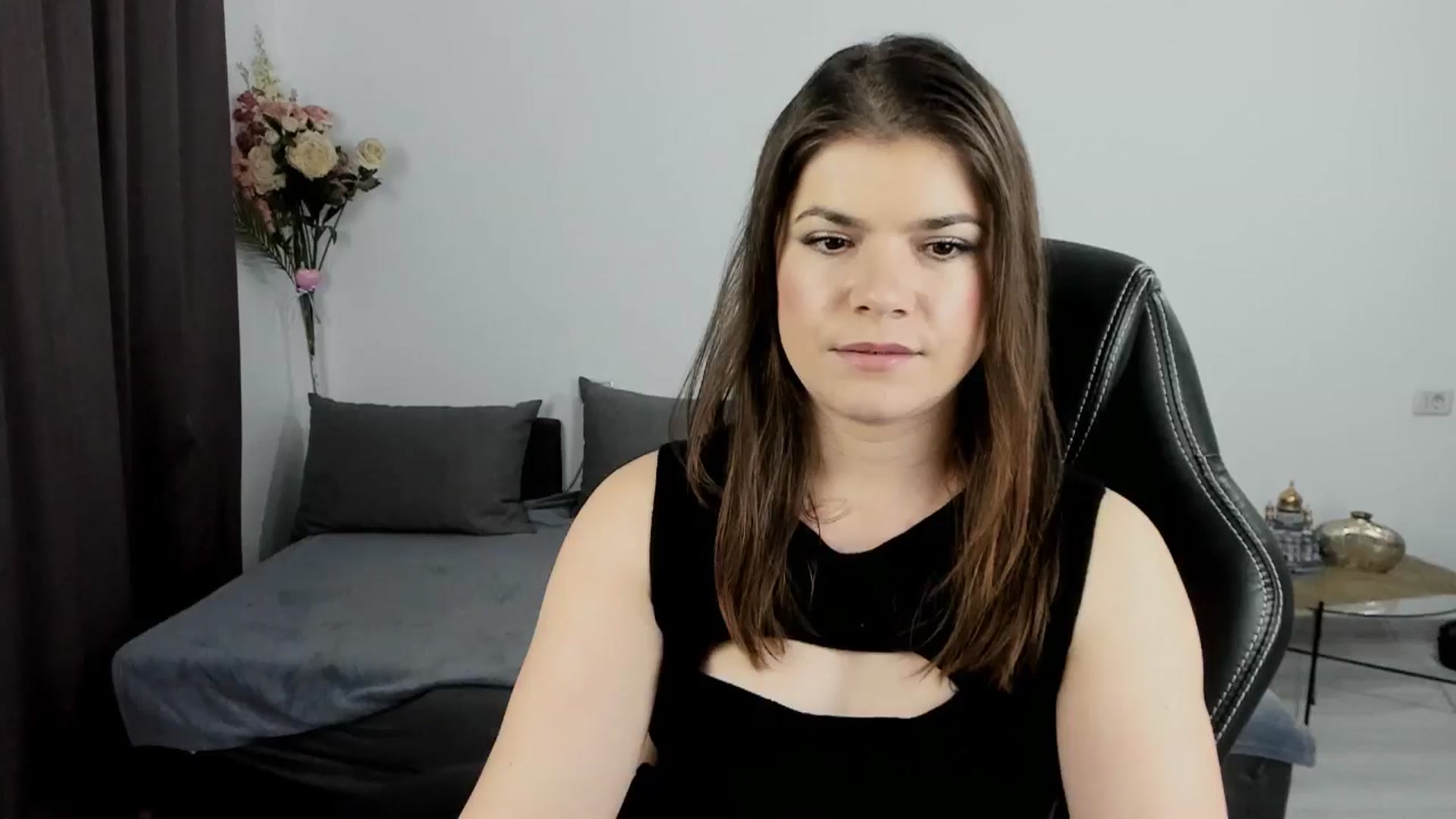 Gallery image thumbnail from Adisonn4you's myfreecams stream on, 03/13/2026, 24:49 image 12 of 20