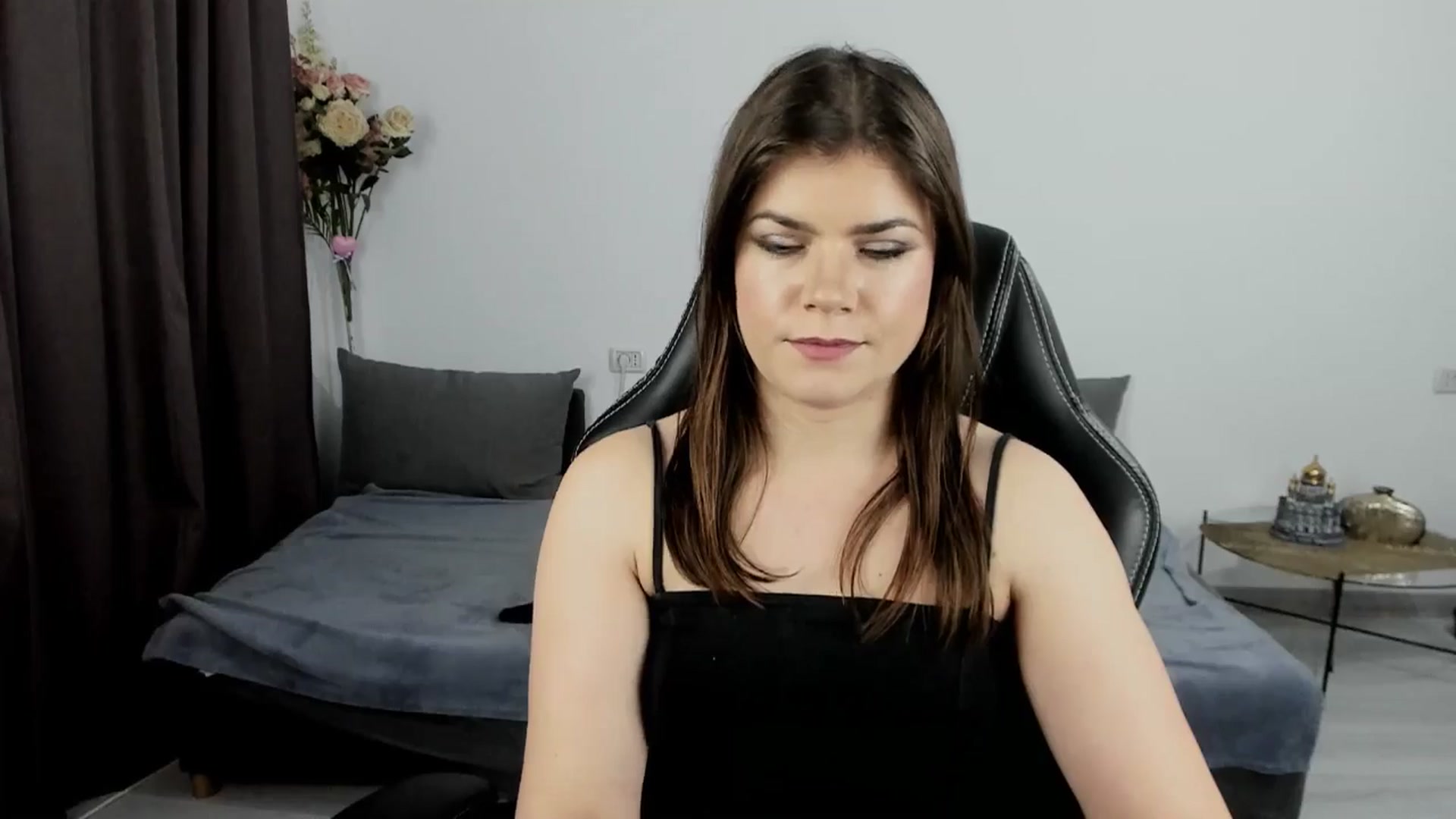 Gallery image thumbnail from Adisonn4you's myfreecams stream on, 03/25/2026, 02:26 image 18 of 20