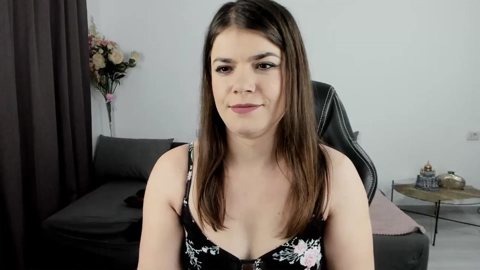 Gallery image thumbnail from Adisonn4you's myfreecams stream on, 04/05/2026, 01:46 image 1 of 20