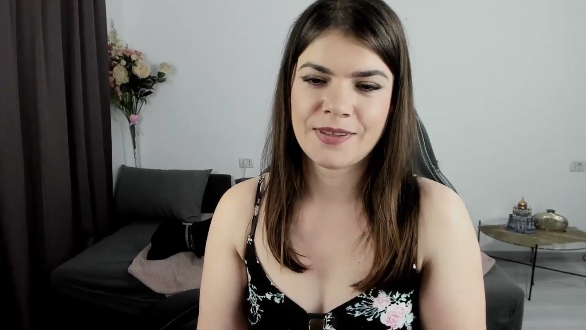 Gallery image thumbnail from Adisonn4you's myfreecams stream on, 04/05/2026, 03:03 image 16 of 20
