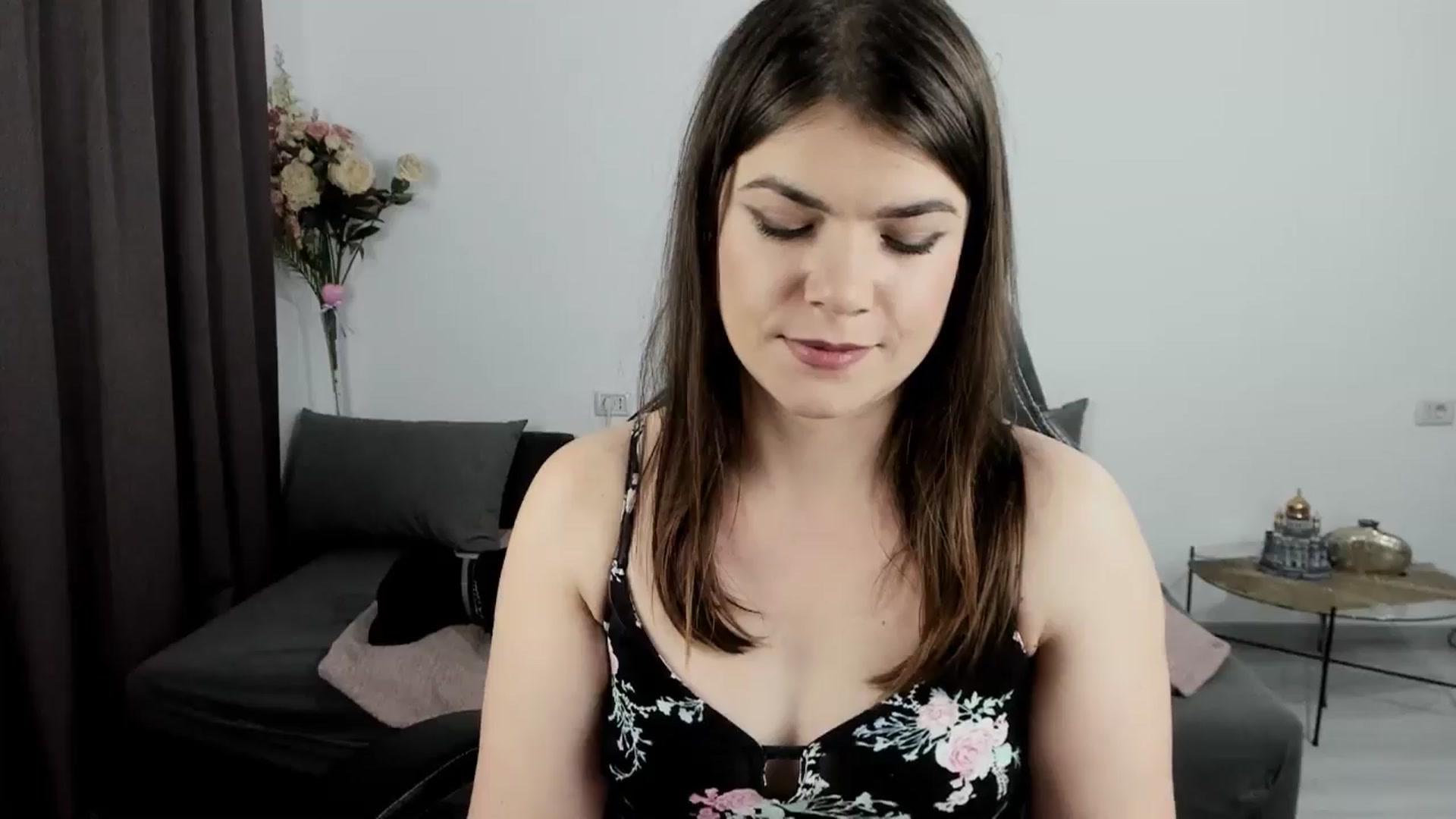 Gallery image thumbnail from Adisonn4you's myfreecams stream on, 04/05/2026, 03:03 image 11 of 20