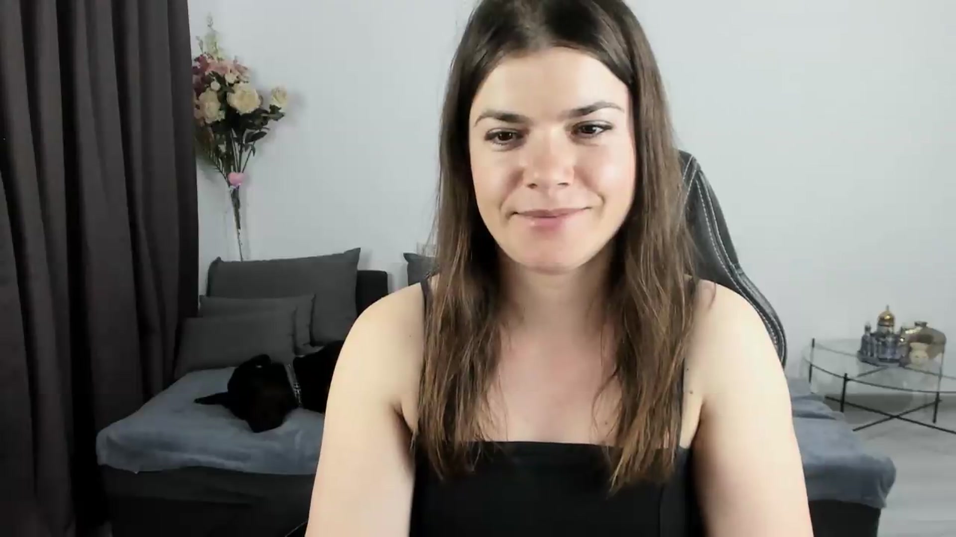 Gallery image thumbnail from Adisonn4you's myfreecams stream on, 04/25/2026, 24:41 image 4 of 20