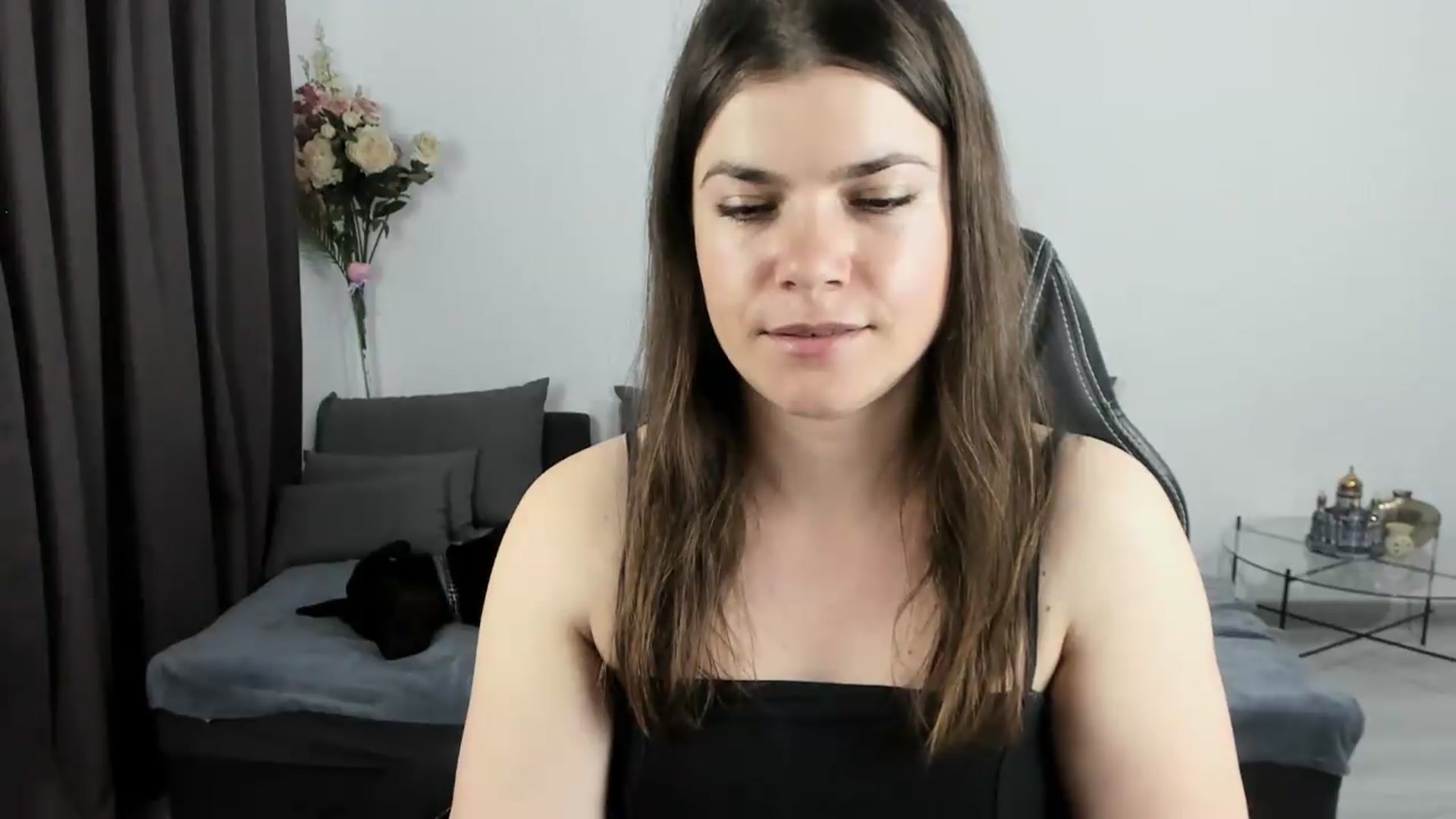 Gallery image thumbnail from Adisonn4you's myfreecams stream on, 04/25/2026, 24:41 image 6 of 20