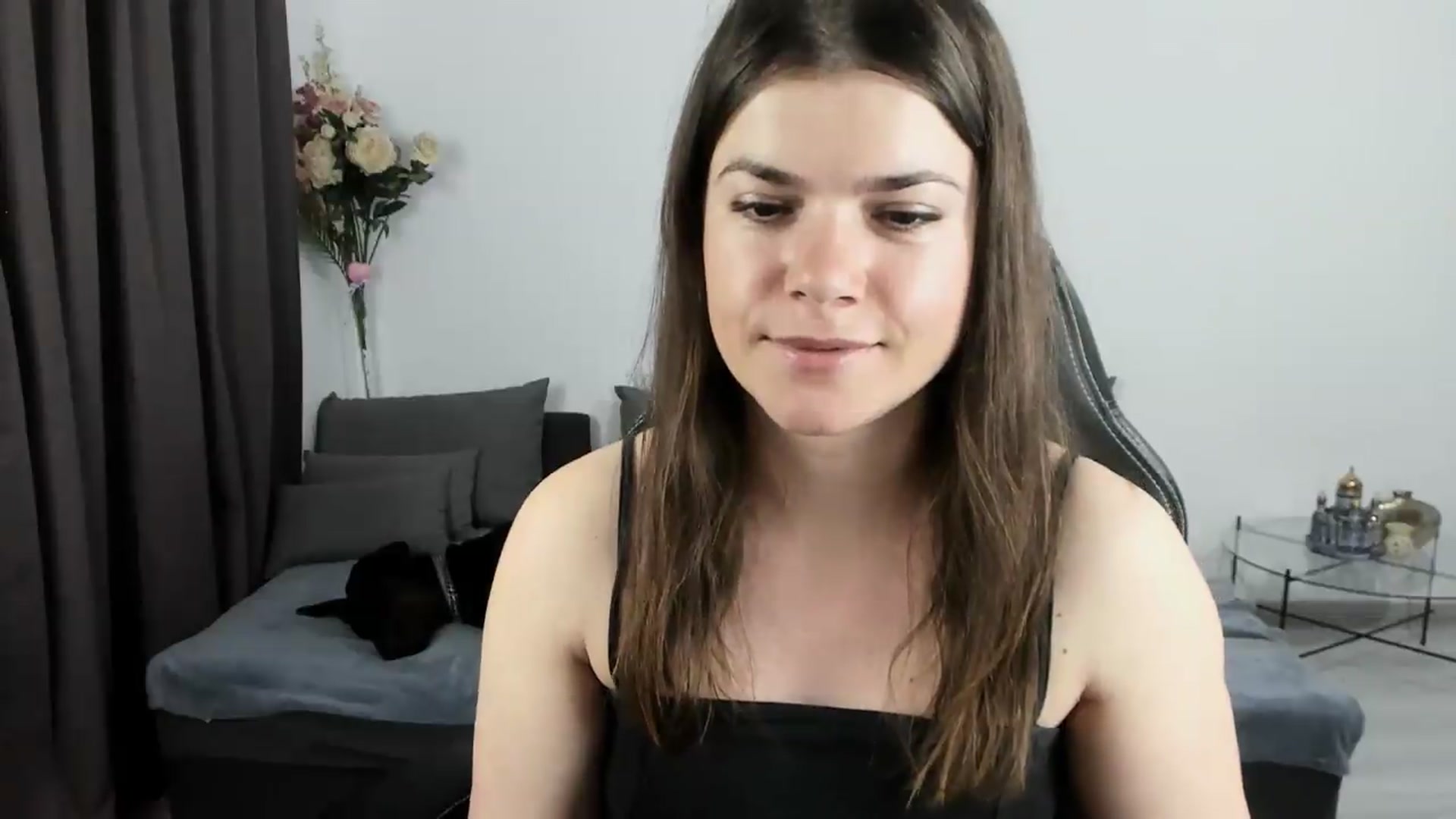 Gallery image thumbnail from Adisonn4you's myfreecams stream on, 04/25/2026, 24:41 image 13 of 20
