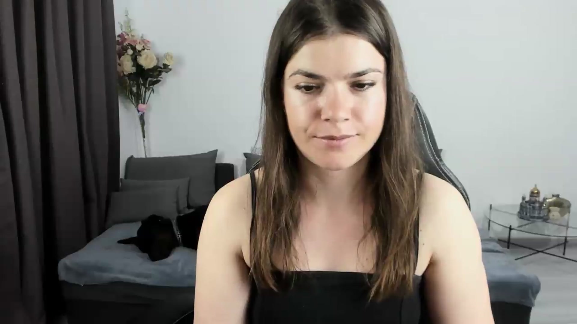 Gallery image thumbnail from Adisonn4you's myfreecams stream on, 04/25/2026, 24:41 image 17 of 20