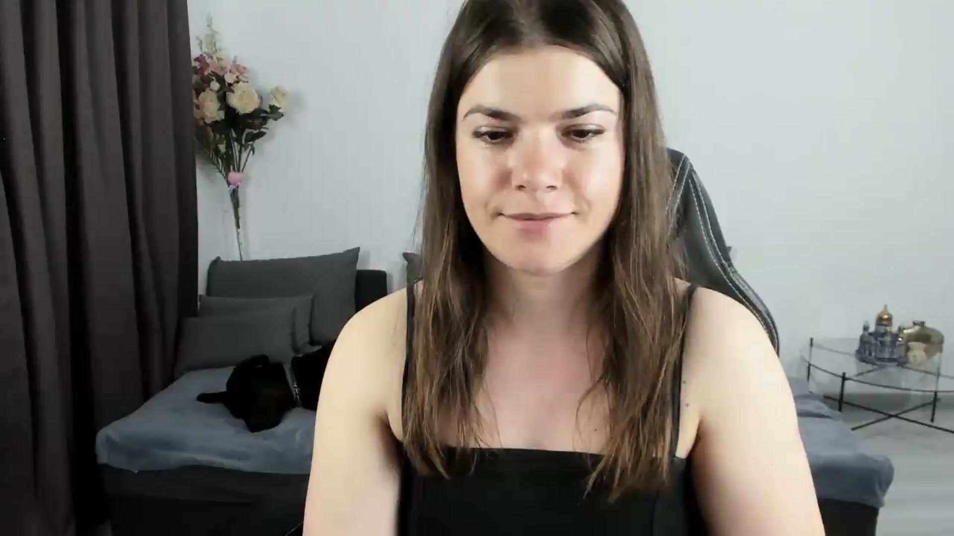 Gallery image thumbnail from Adisonn4you's myfreecams stream on, 04/25/2026, 24:41 image 19 of 20