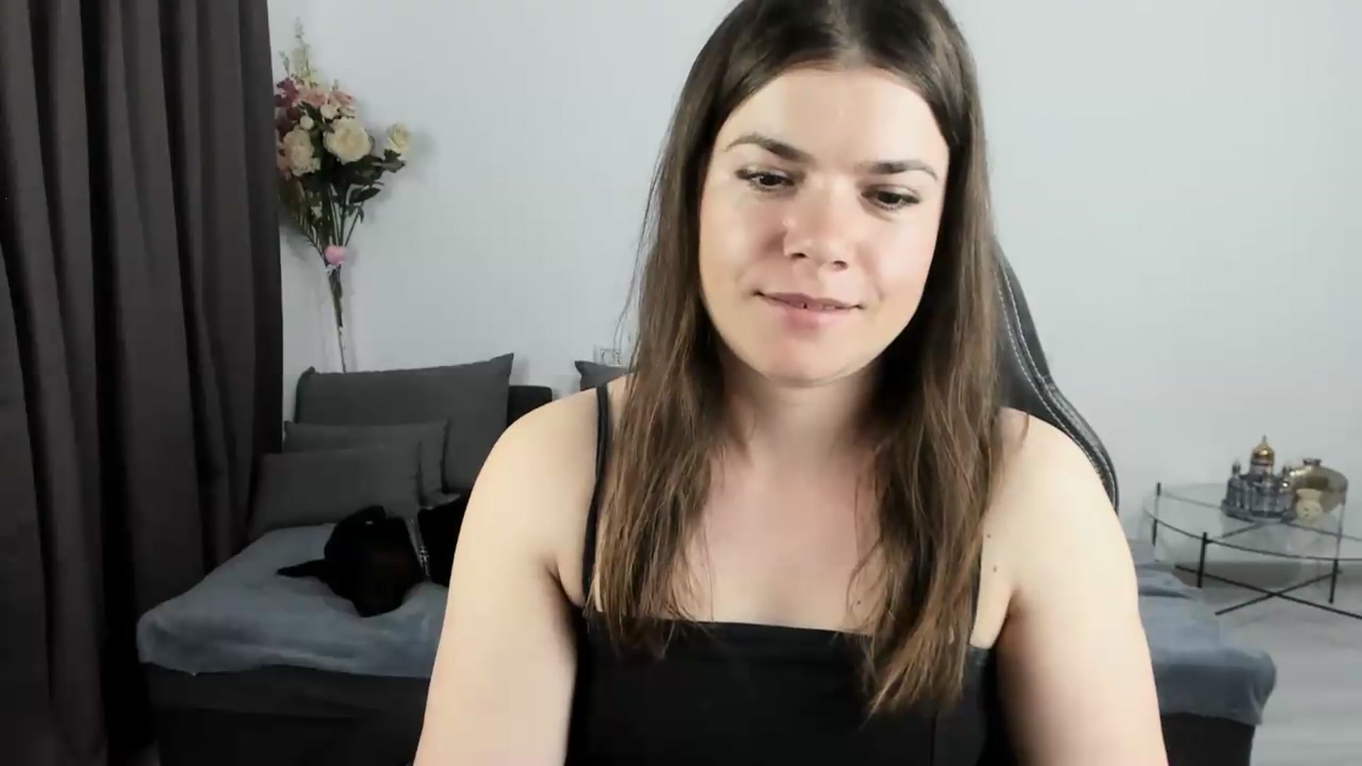 Gallery image thumbnail from Adisonn4you's myfreecams stream on, 04/25/2026, 24:41 image 3 of 20