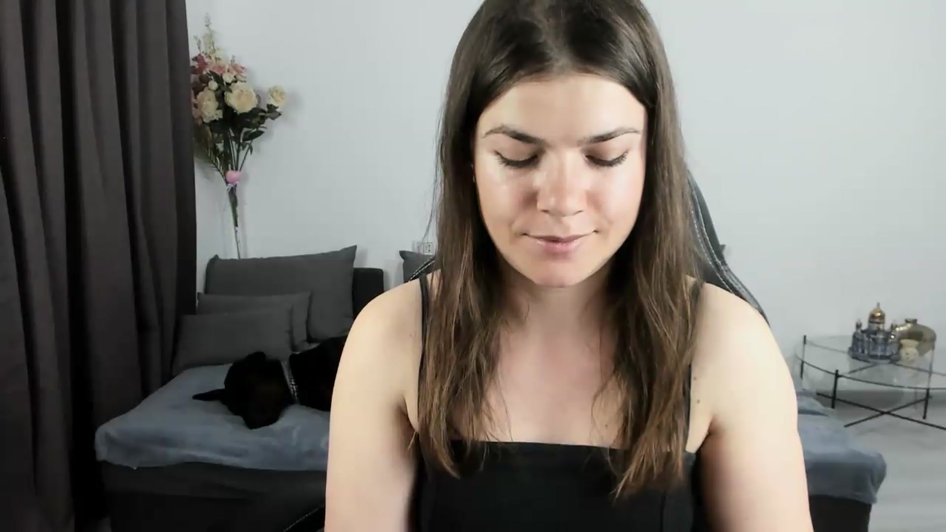 Gallery image thumbnail from Adisonn4you's myfreecams stream on, 04/25/2026, 24:41 image 14 of 20