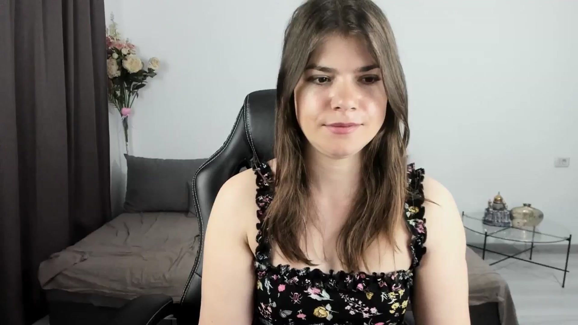 Gallery image thumbnail from Adisonn4you's myfreecams stream on, 04/28/2026, 02:44 image 19 of 20