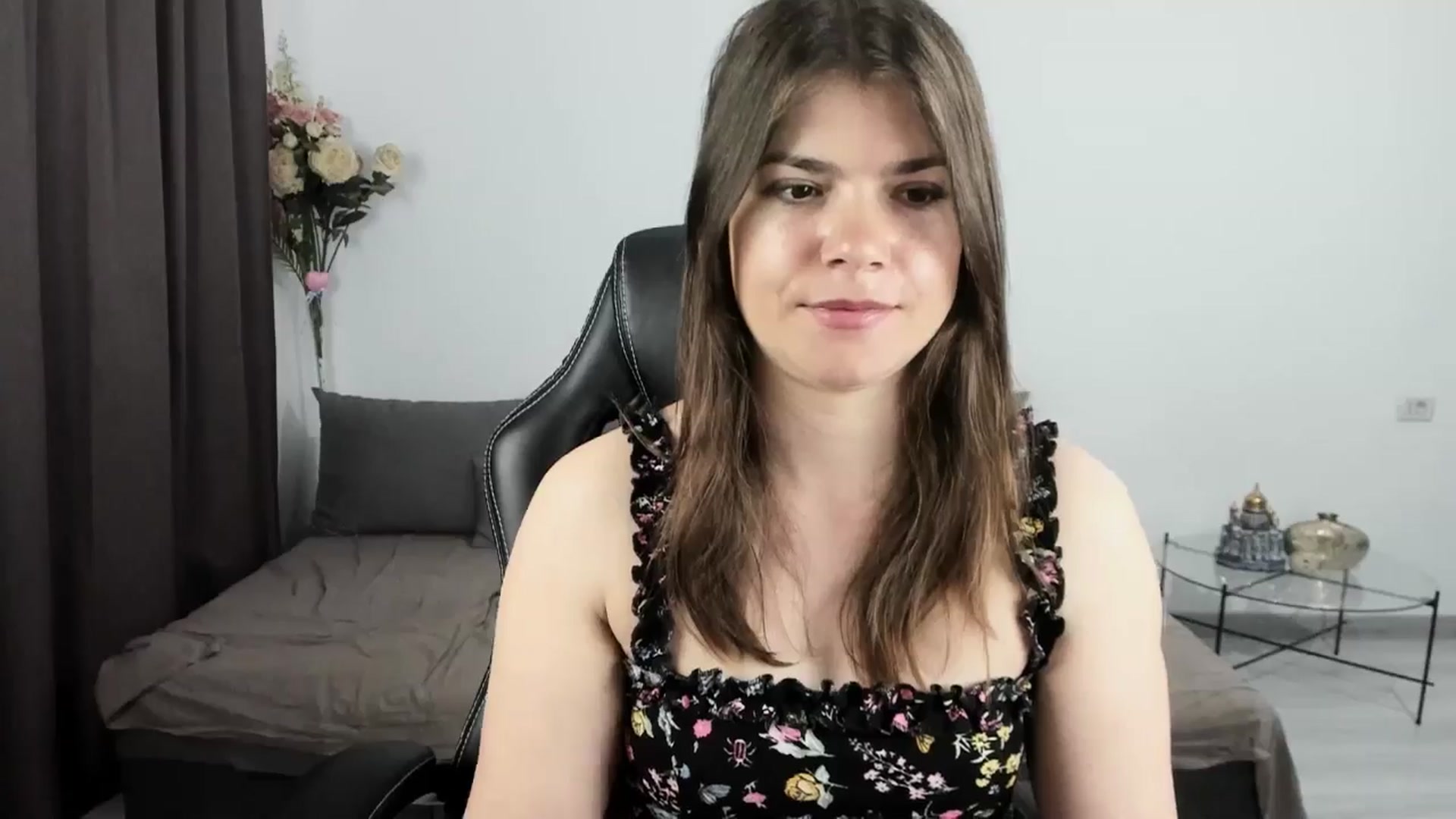 Gallery image thumbnail from Adisonn4you's myfreecams stream on, 04/28/2026, 02:44 image 16 of 20