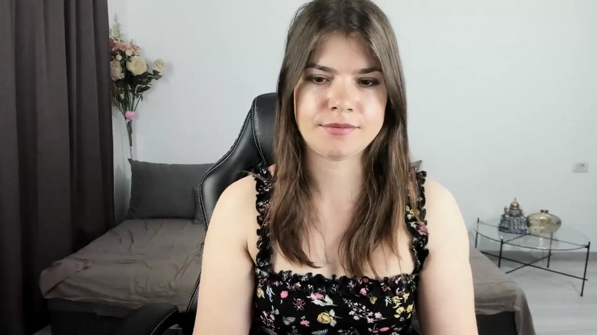 Gallery image thumbnail from Adisonn4you's myfreecams stream on, 04/28/2026, 02:44 image 13 of 20
