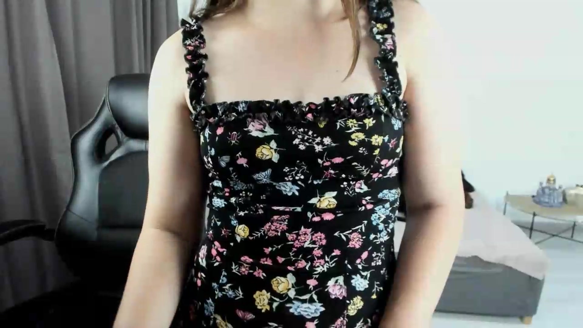 Gallery image thumbnail from Adisonn4you's myfreecams stream on, 07/04/2026, 01:01 image 15 of 20
