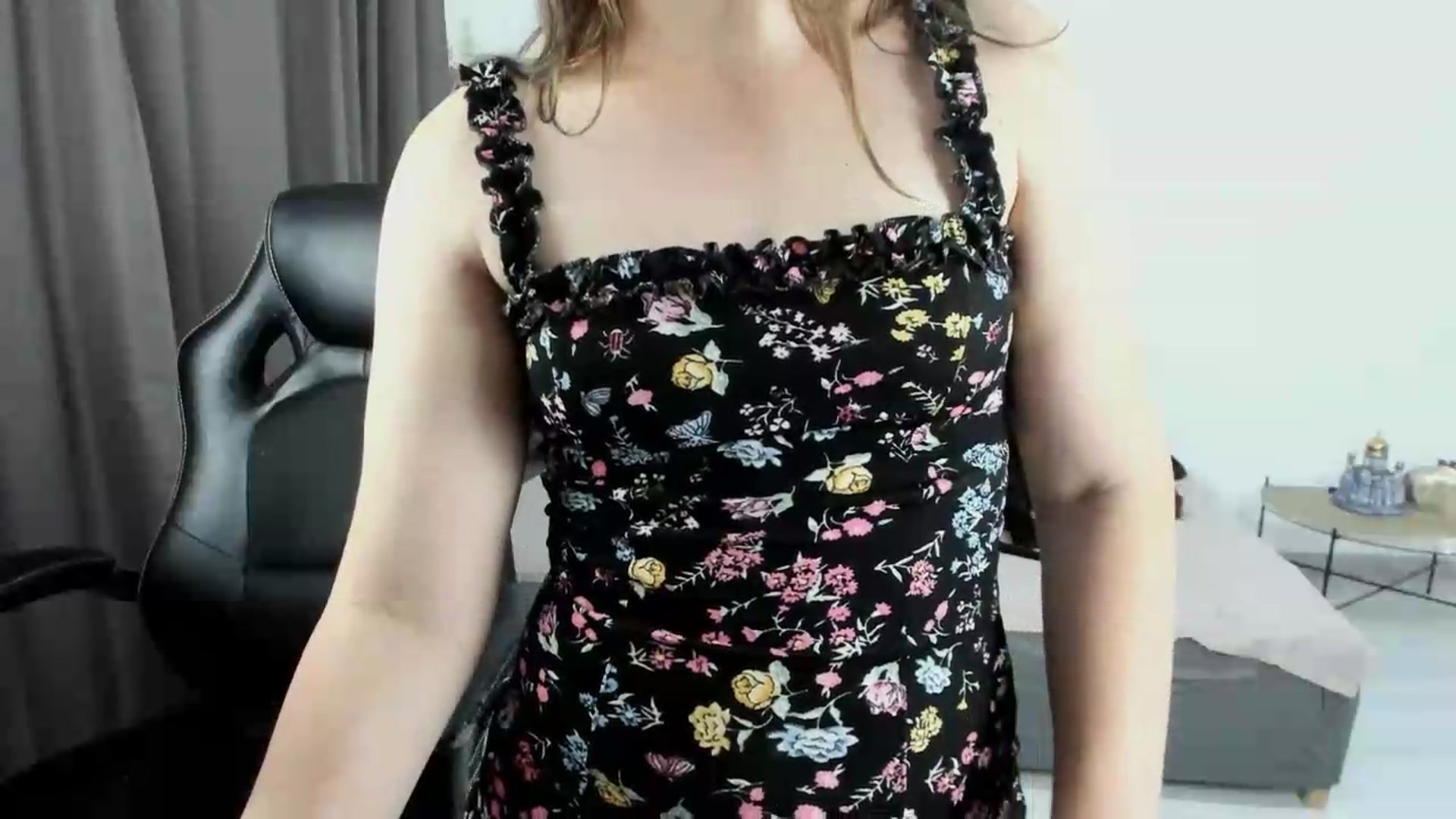Gallery image thumbnail from Adisonn4you's myfreecams stream on, 07/04/2026, 01:01 image 17 of 20