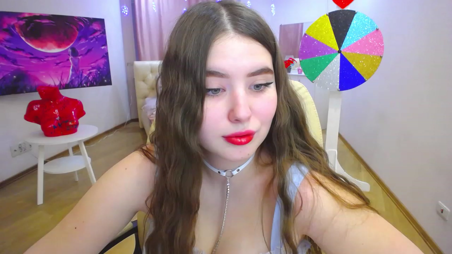 Gallery image thumbnail from AdmireMyEyes's myfreecams stream on, 11/16/2022, 08:40 image 18 of 20