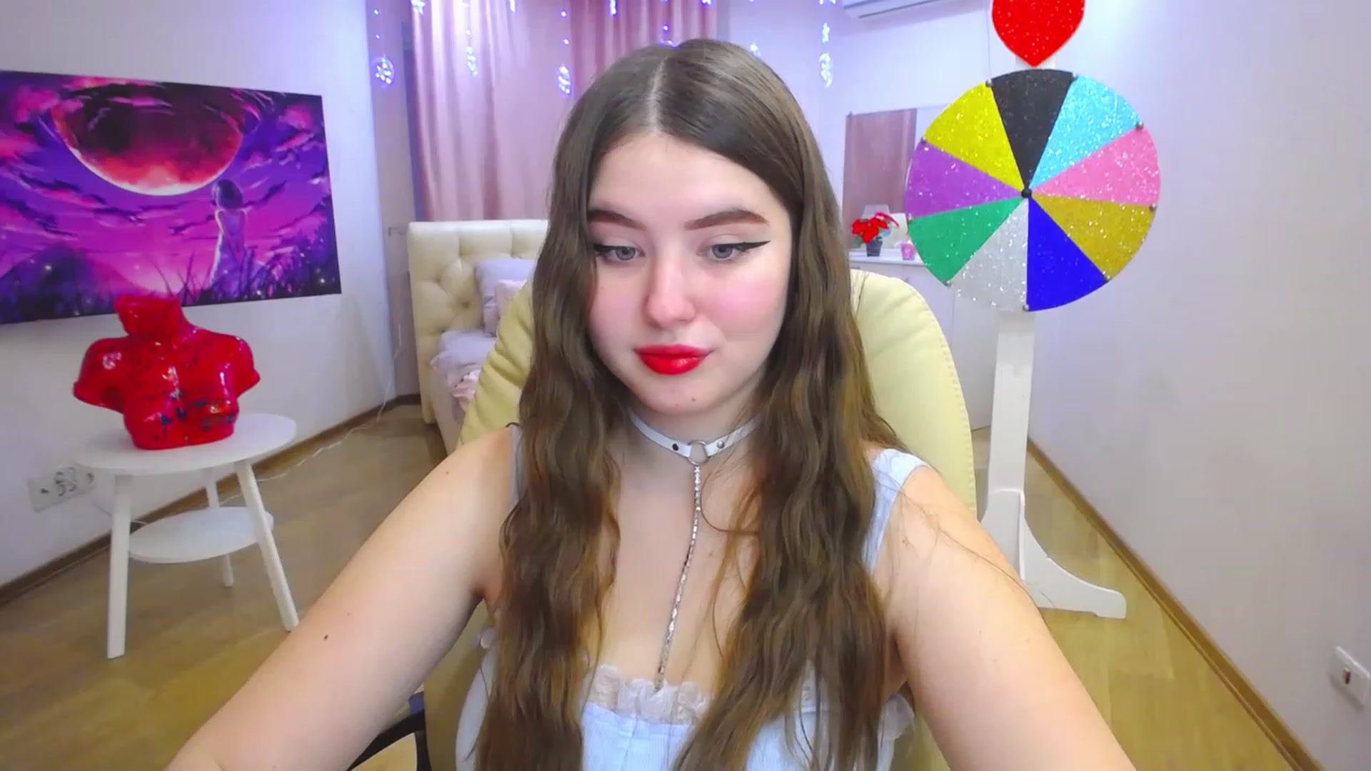 Gallery image thumbnail from AdmireMyEyes's myfreecams stream on, 11/16/2022, 08:40 image 12 of 20