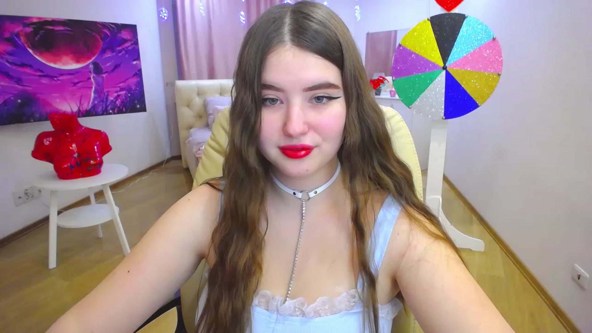 Gallery image thumbnail from AdmireMyEyes's myfreecams stream on, 11/16/2022, 08:40 image 19 of 20