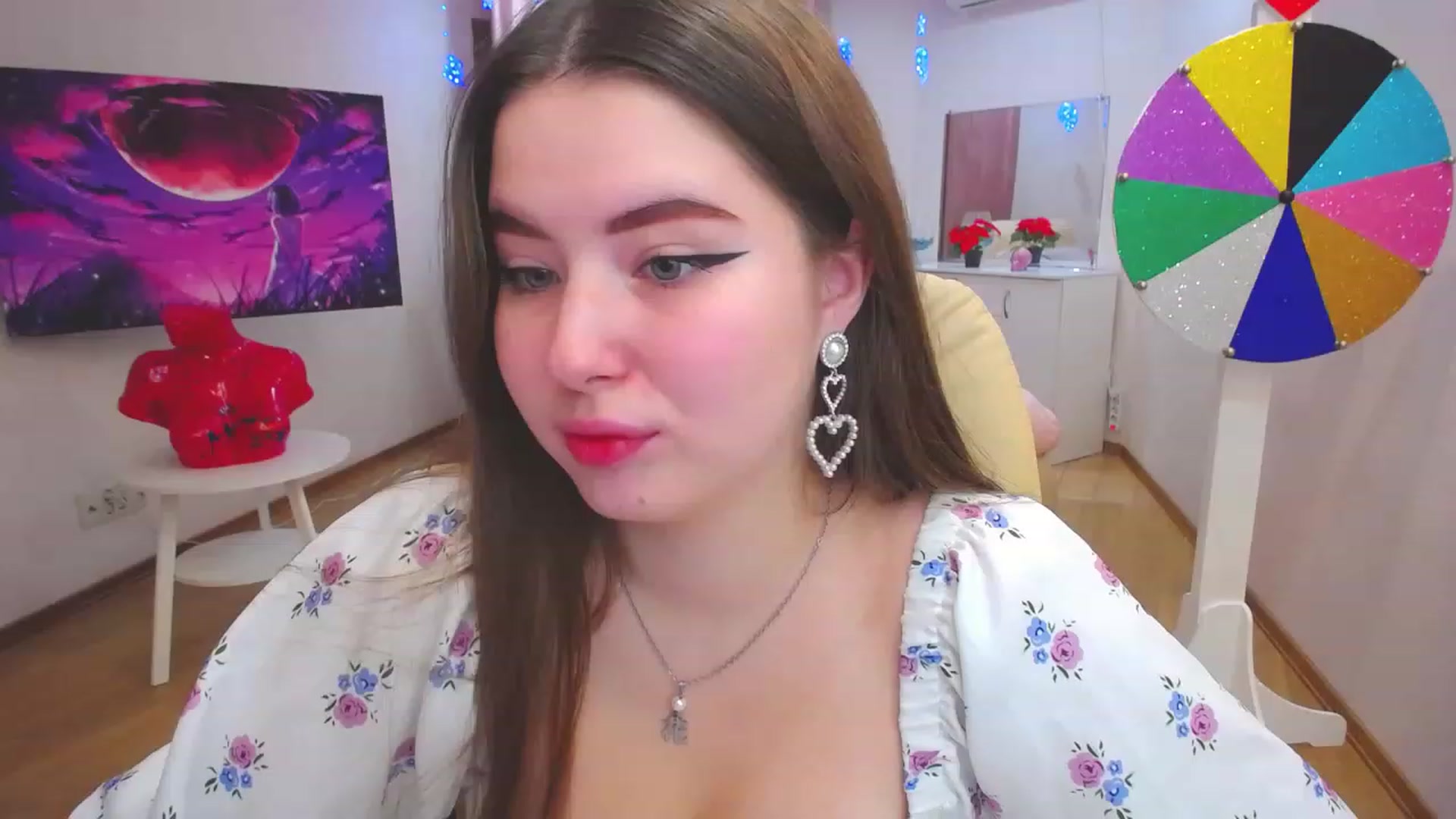 Gallery image thumbnail from AdmireMyEyes's myfreecams stream on, 11/23/2022, 07:15 image 7 of 20