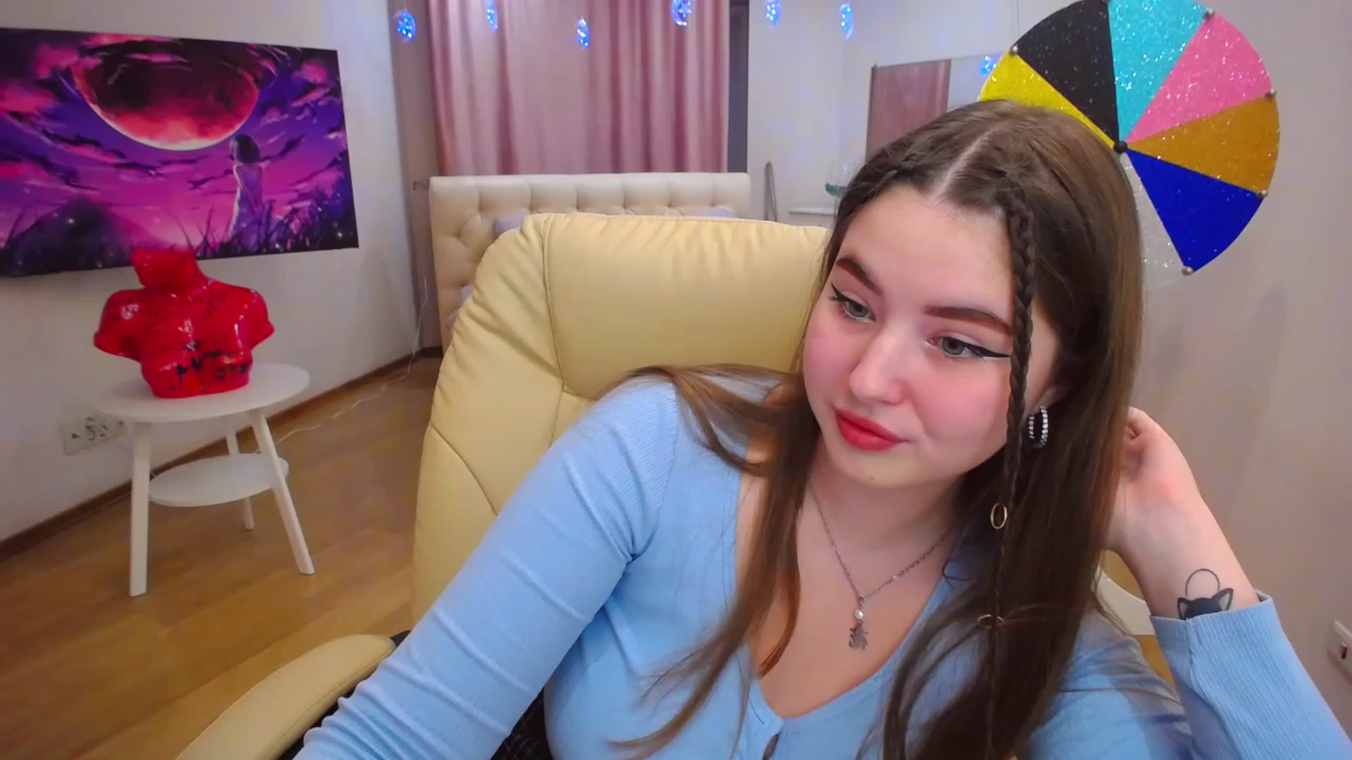 Gallery image thumbnail from AdmireMyEyes's myfreecams stream on, 11/24/2022, 12:46 image 20 of 20