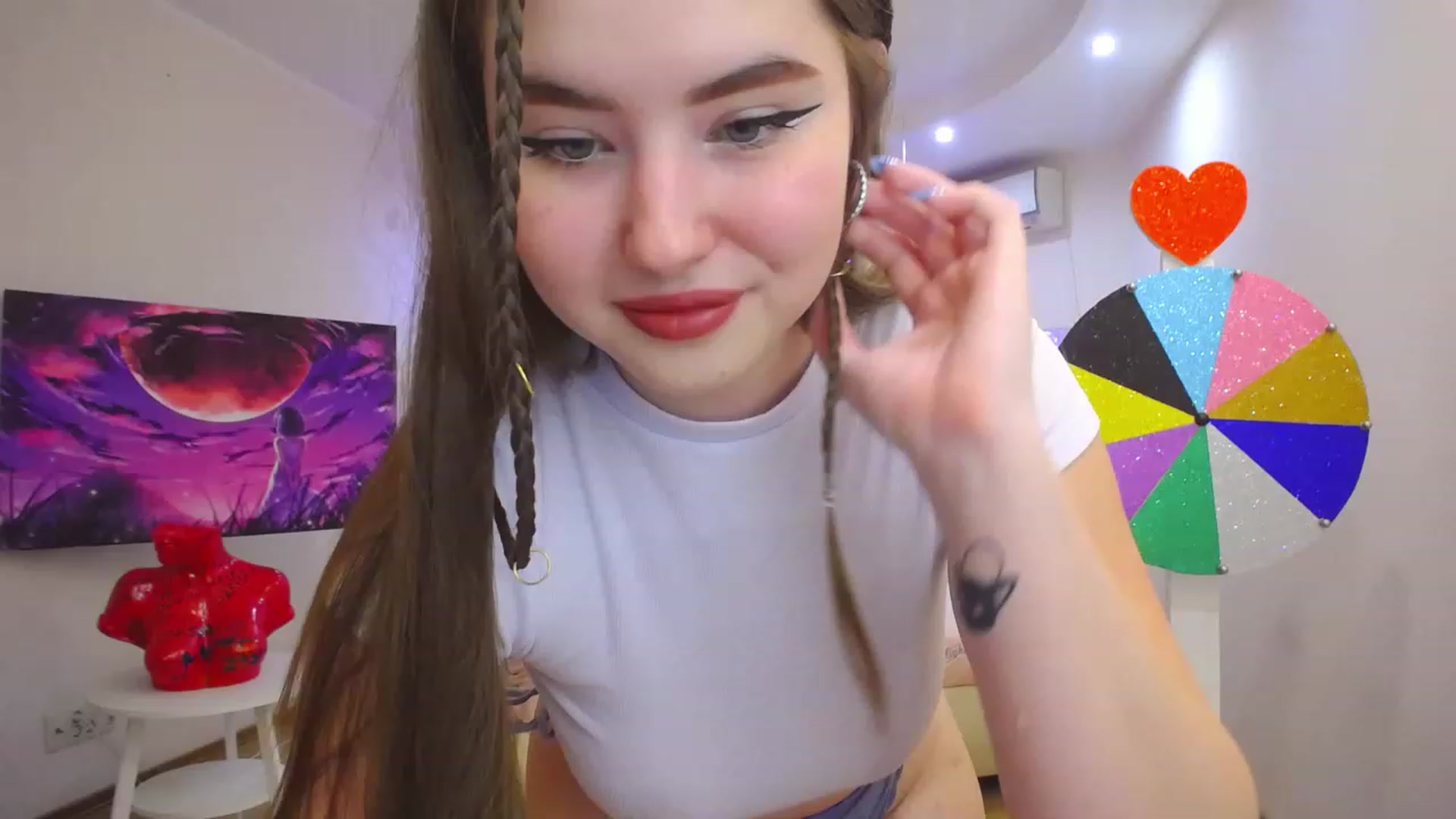Gallery image thumbnail from AdmireMyEyes's myfreecams stream on, 11/24/2022, 15:58 image 8 of 20