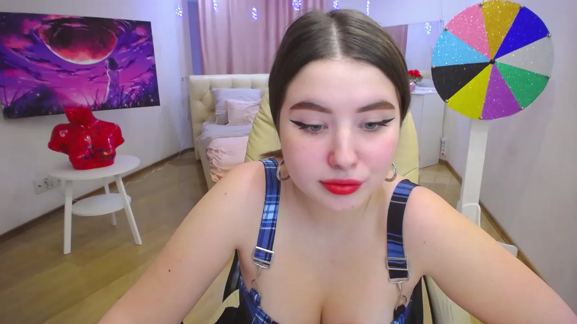 Gallery image thumbnail from AdmireMyEyes's myfreecams stream on, 11/28/2022, 10:02 image 18 of 20