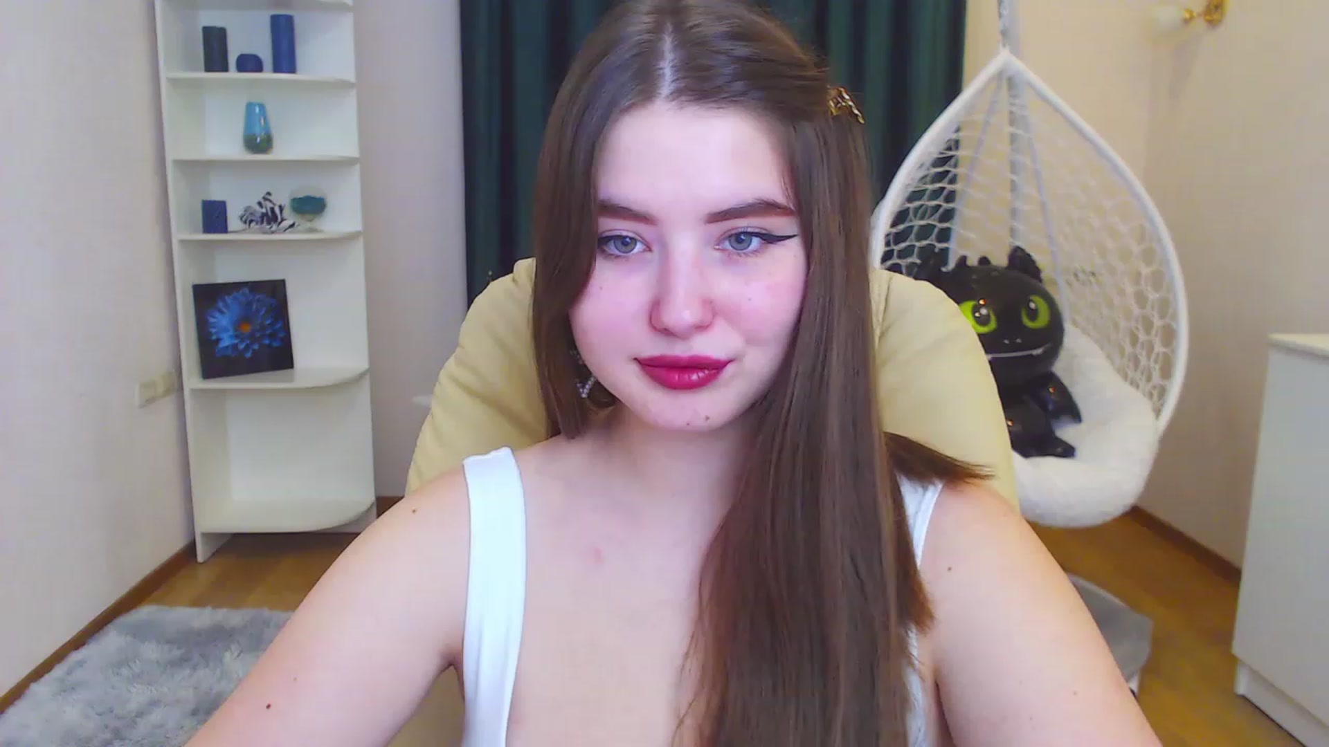 Gallery image thumbnail from AdmireMyEyes's myfreecams stream on, 11/29/2022, 09:38 image 4 of 20