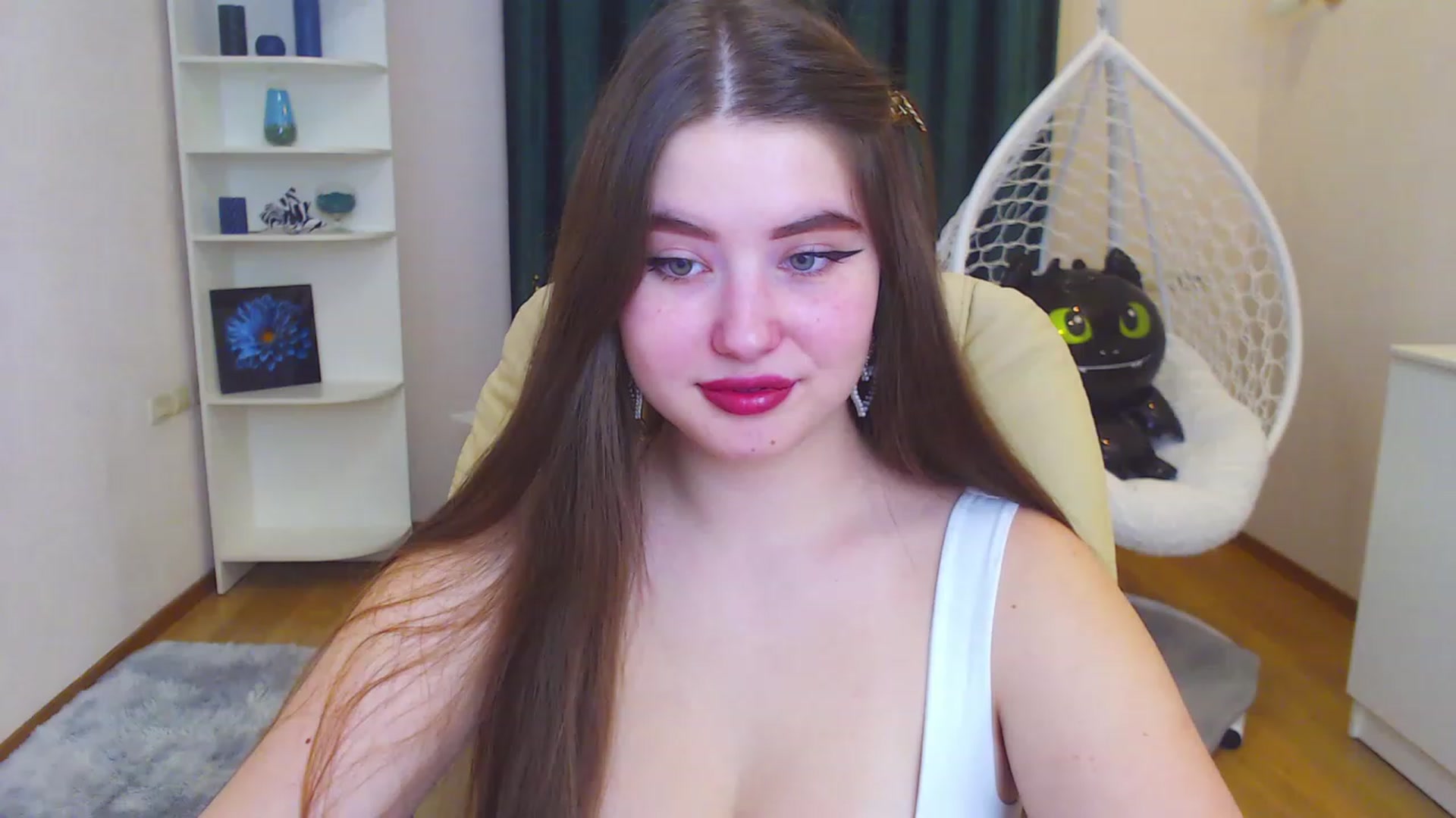 Gallery image thumbnail from AdmireMyEyes's myfreecams stream on, 11/29/2022, 09:38 image 10 of 20