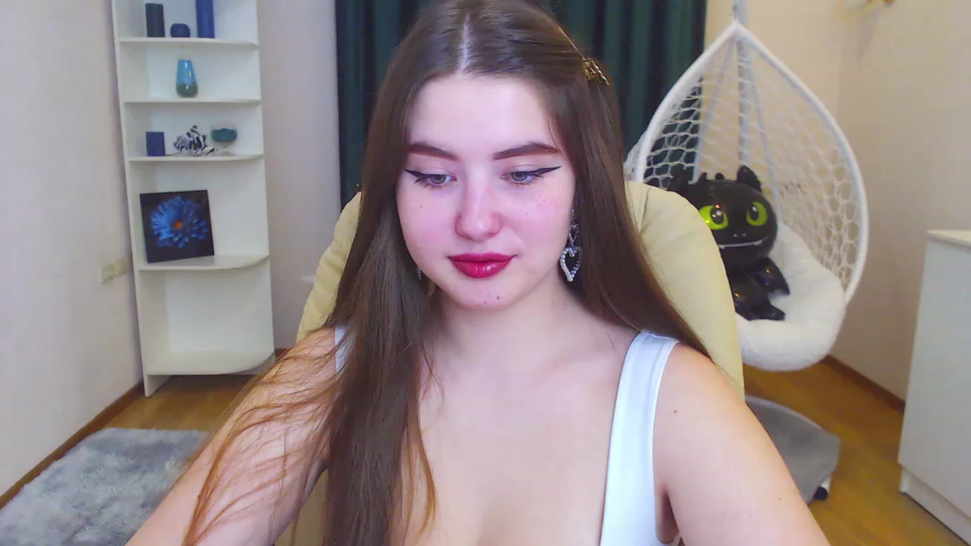 Gallery image thumbnail from AdmireMyEyes's myfreecams stream on, 11/29/2022, 09:38 image 8 of 20