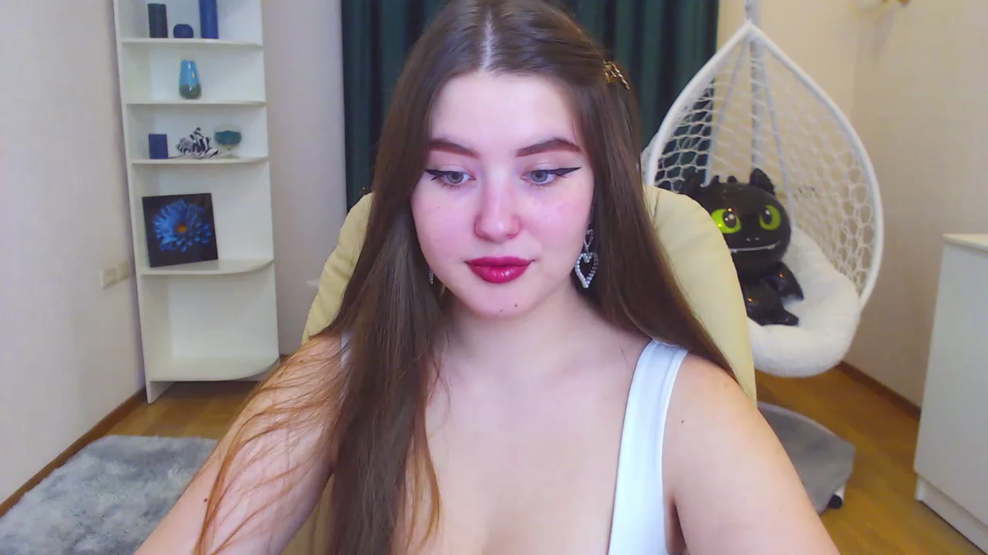 Gallery image thumbnail from AdmireMyEyes's myfreecams stream on, 11/29/2022, 09:38 image 9 of 20