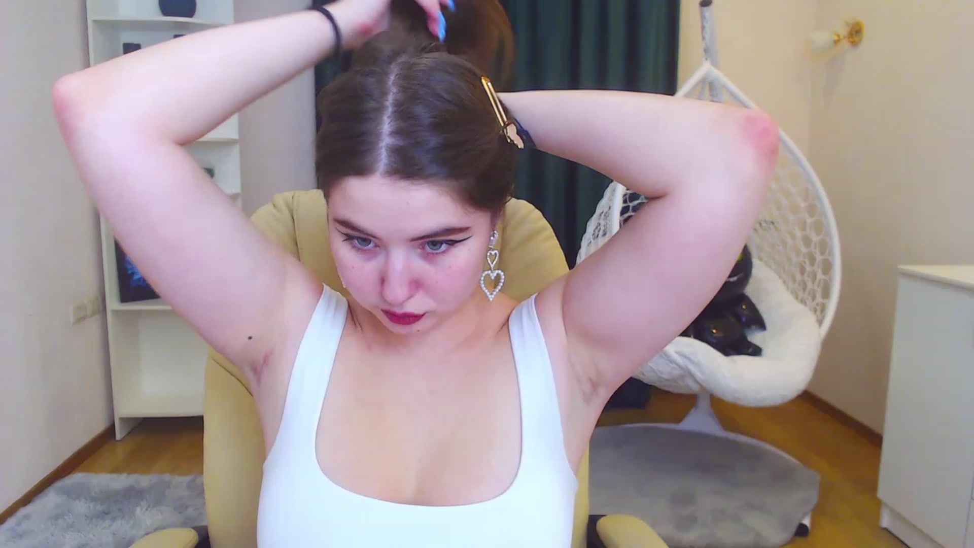 Gallery image thumbnail from AdmireMyEyes's myfreecams stream on, 11/29/2022, 09:38 image 3 of 20