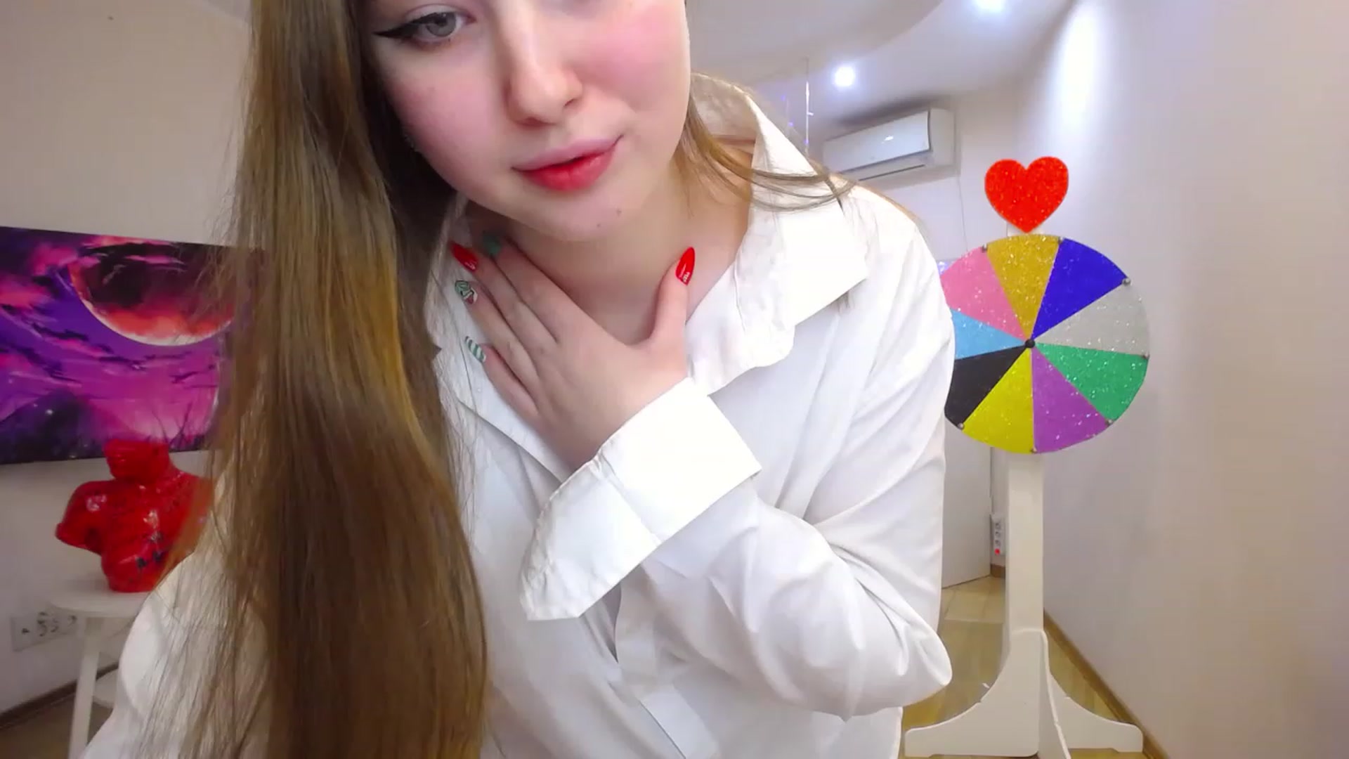 Gallery image thumbnail from AdmireMyEyes's myfreecams stream on, 12/04/2022, 07:45 image 9 of 20