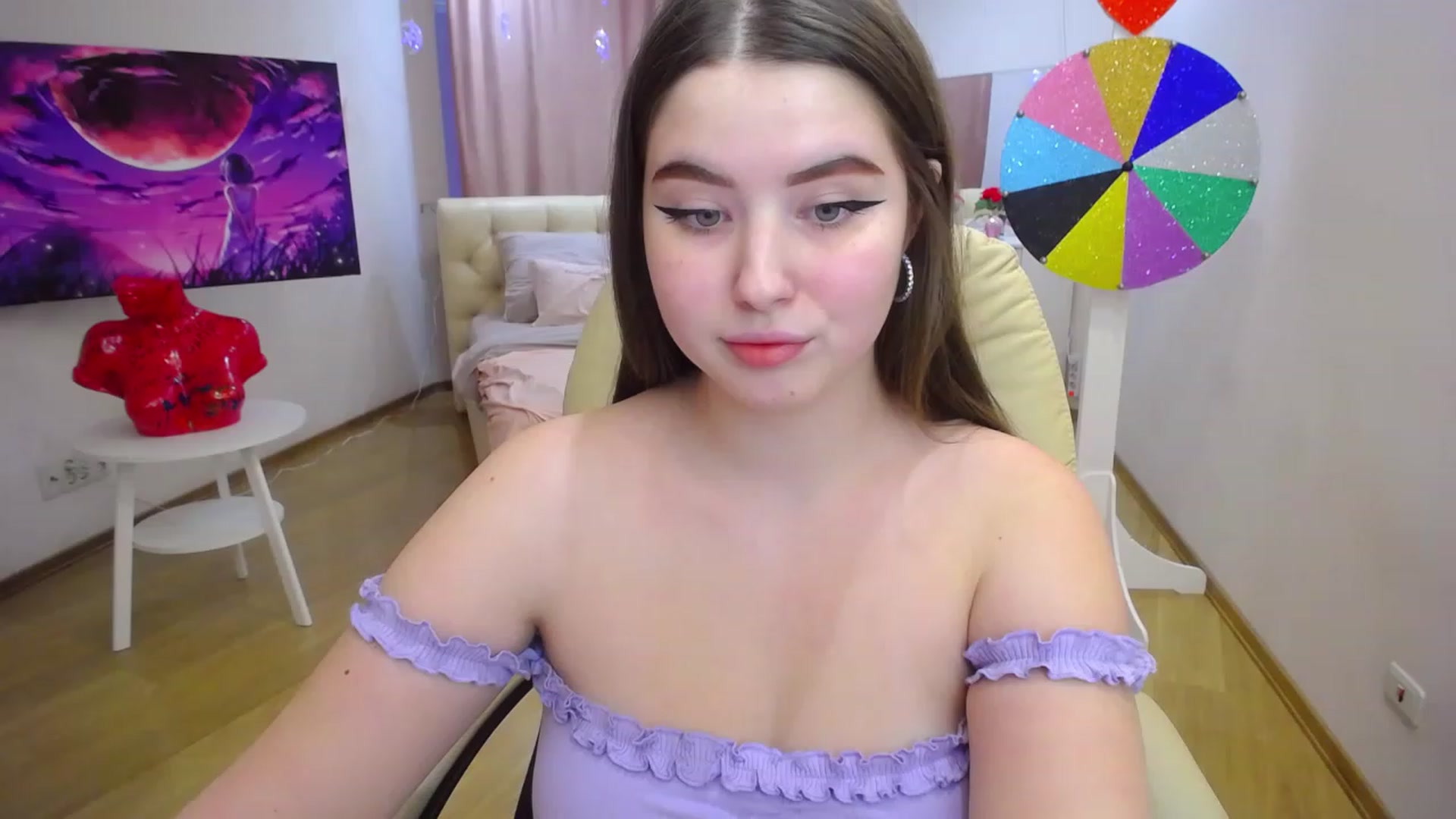 Gallery image thumbnail from AdmireMyEyes's myfreecams stream on, 12/04/2022, 08:40 image 1 of 20
