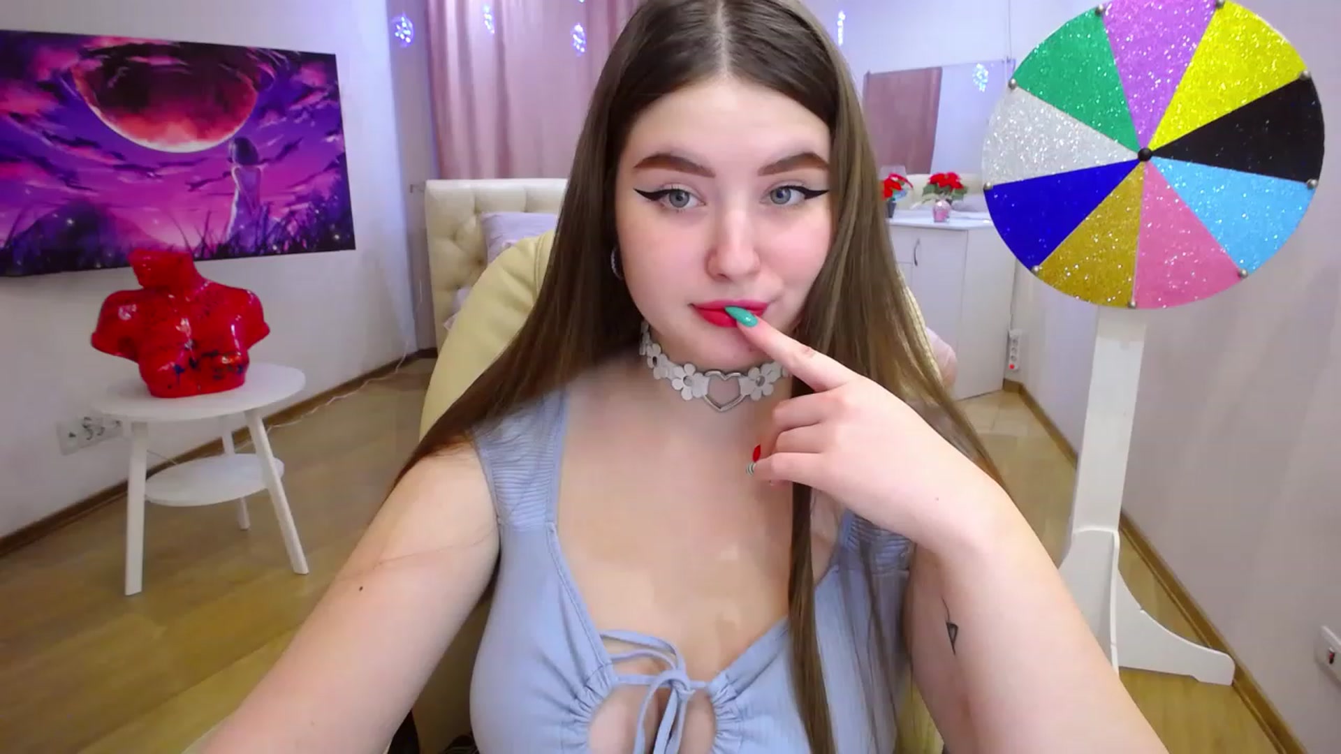 Gallery image thumbnail from AdmireMyEyes's myfreecams stream on, 12/08/2022, 09:53 image 14 of 20
