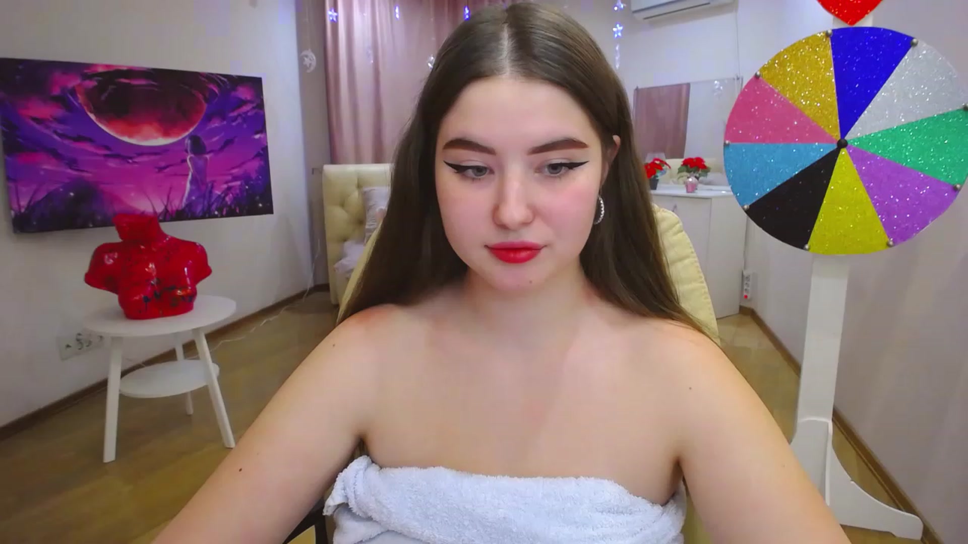 Gallery image thumbnail from AdmireMyEyes's myfreecams stream on, 12/09/2022, 09:55 image 13 of 20